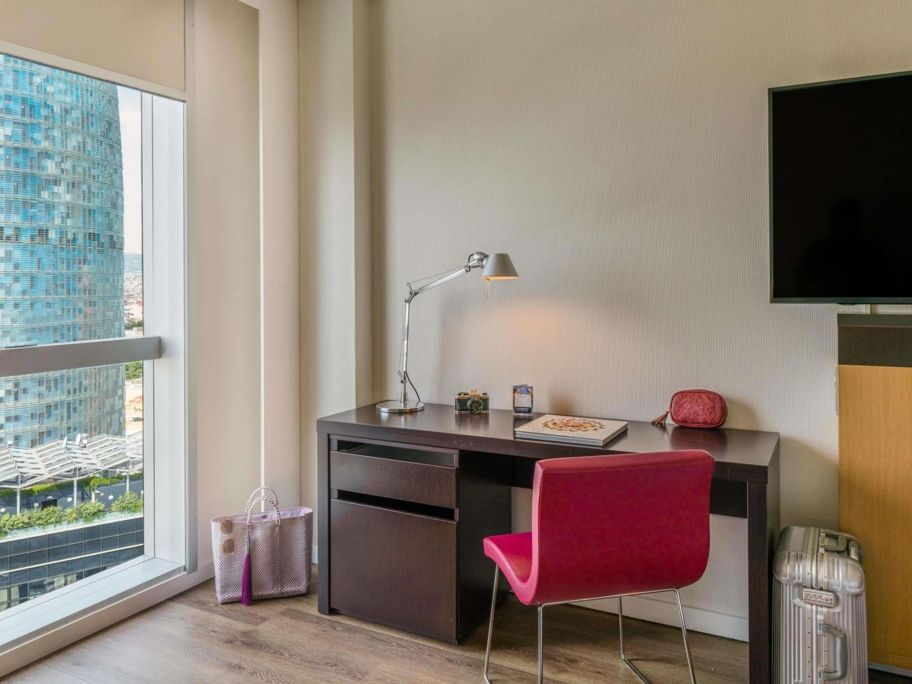 Bedroom in Novotel Barcelona City