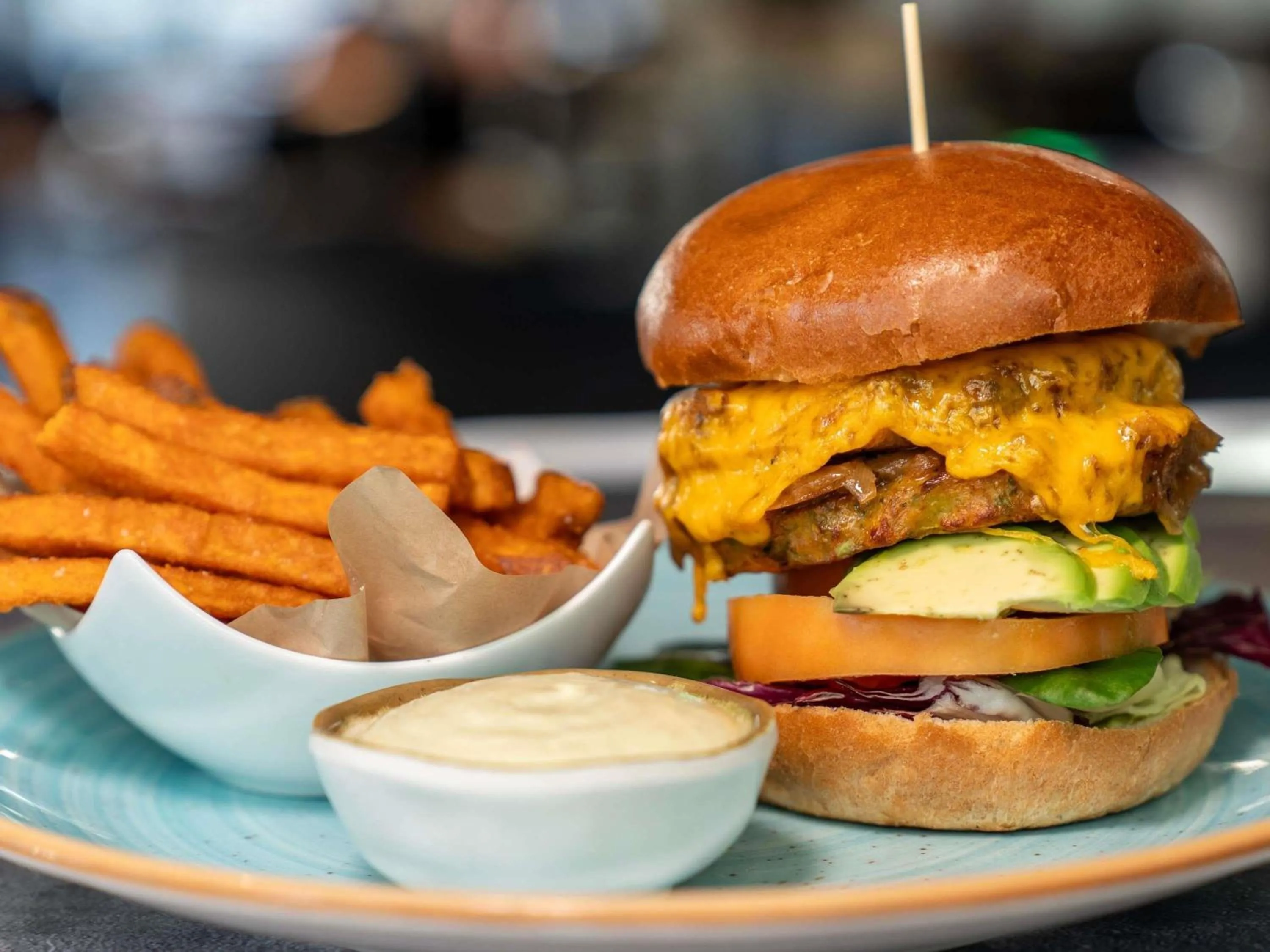 Restaurant/places to eat in Novotel Barcelona City