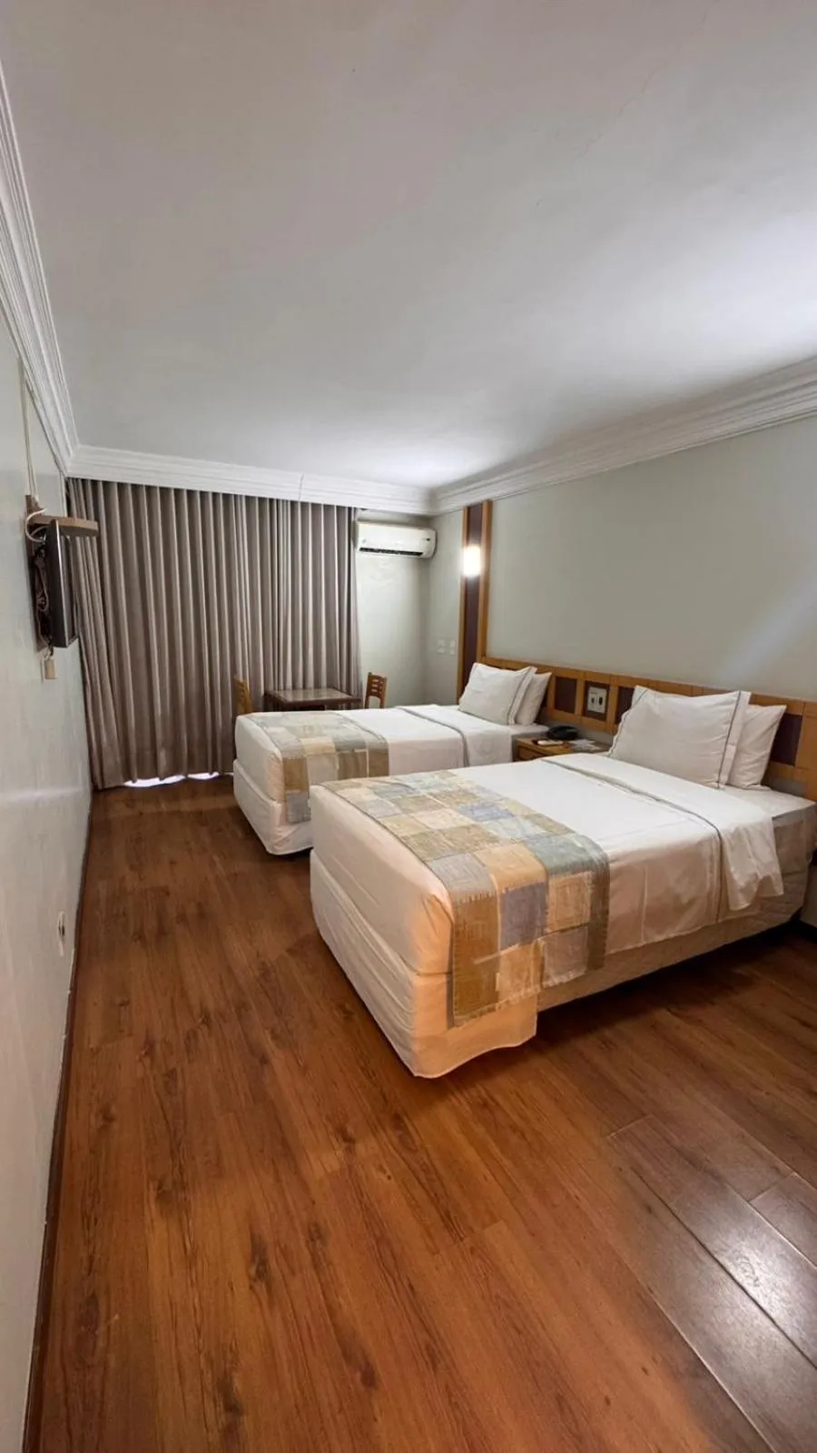 Bed in Monumental Bittar Hotel