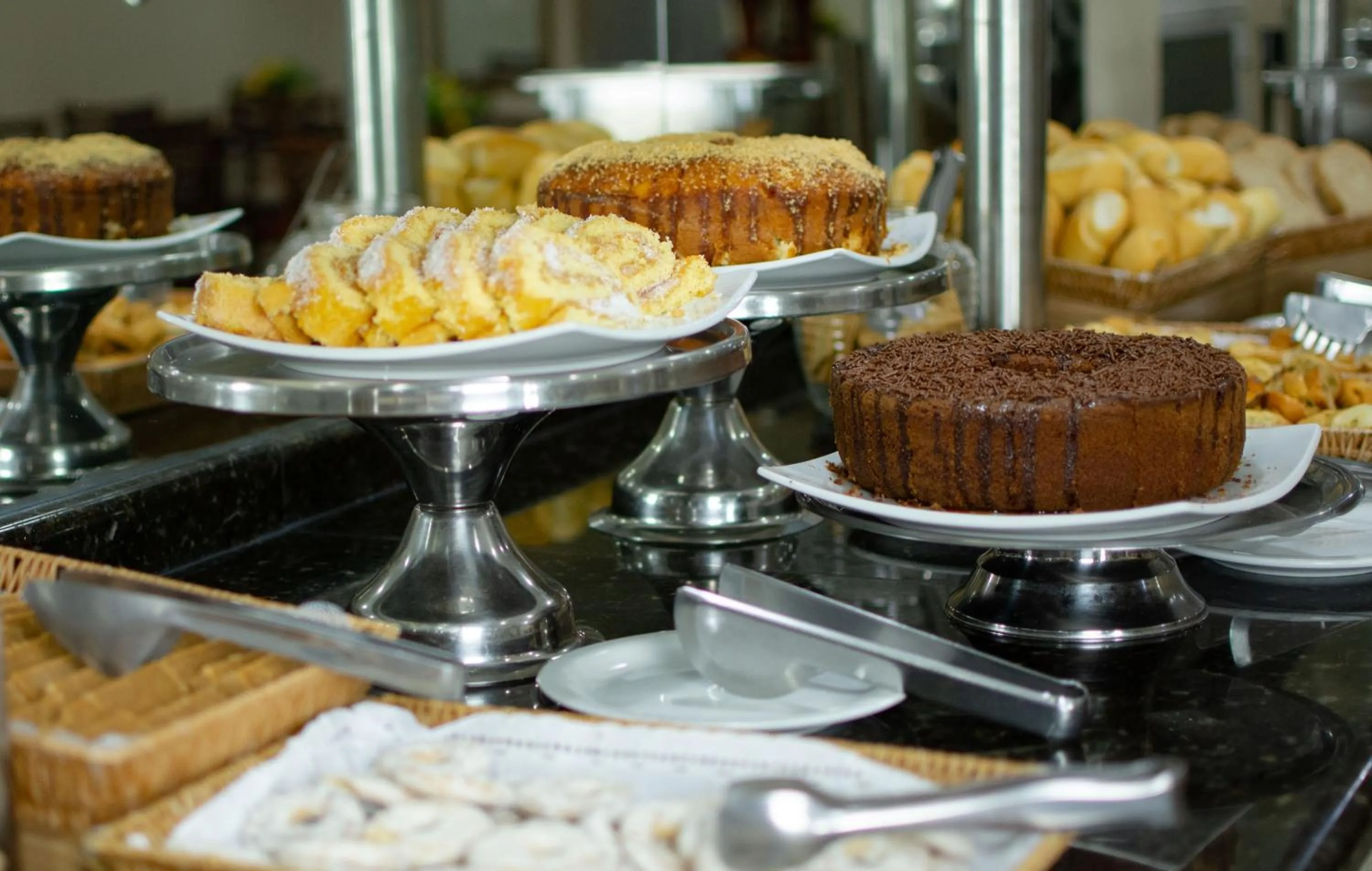 Buffet breakfast in Hotel Dan Inn Express Foz do Iguaçu By Nacional Inn