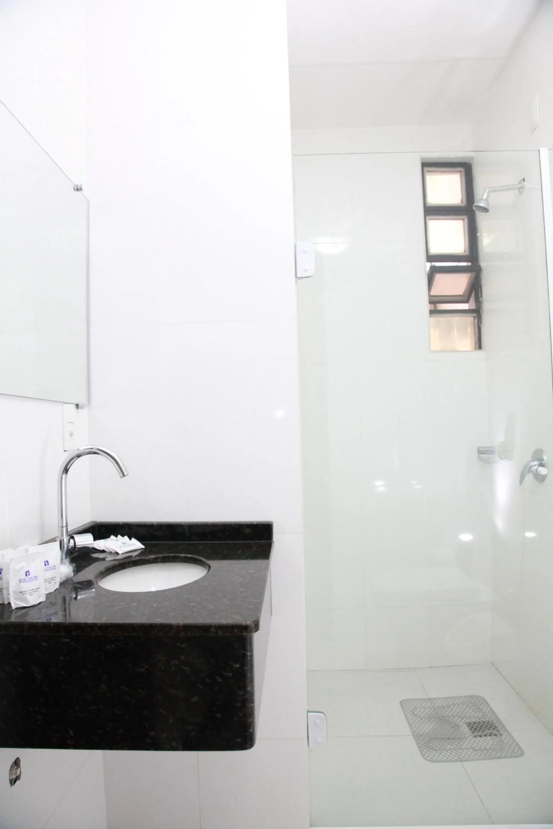 Bathroom in Hotel Dan Inn Express Foz do Iguaçu By Nacional Inn