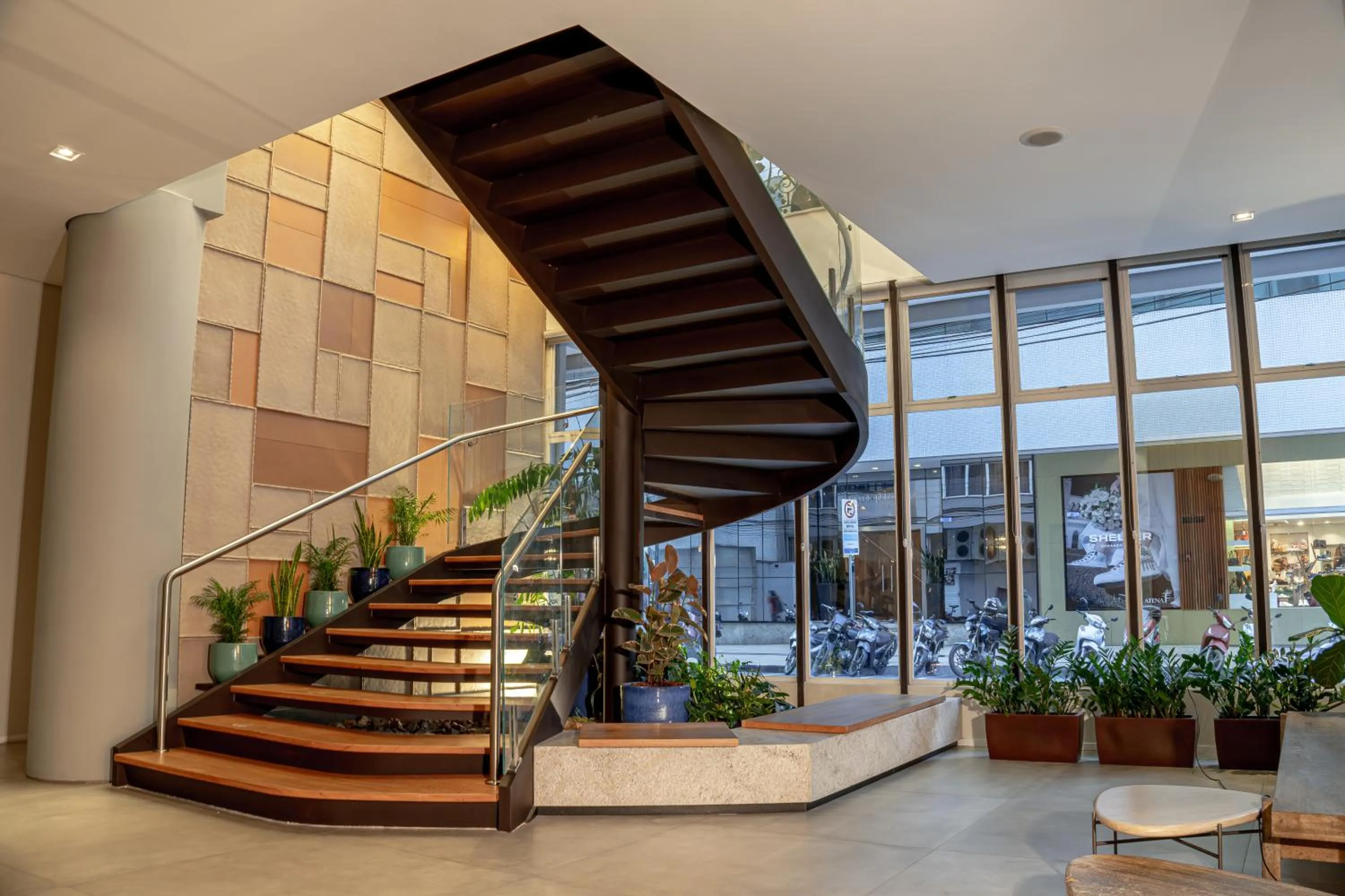 Seating area in Hotel Plaza Camboriú
