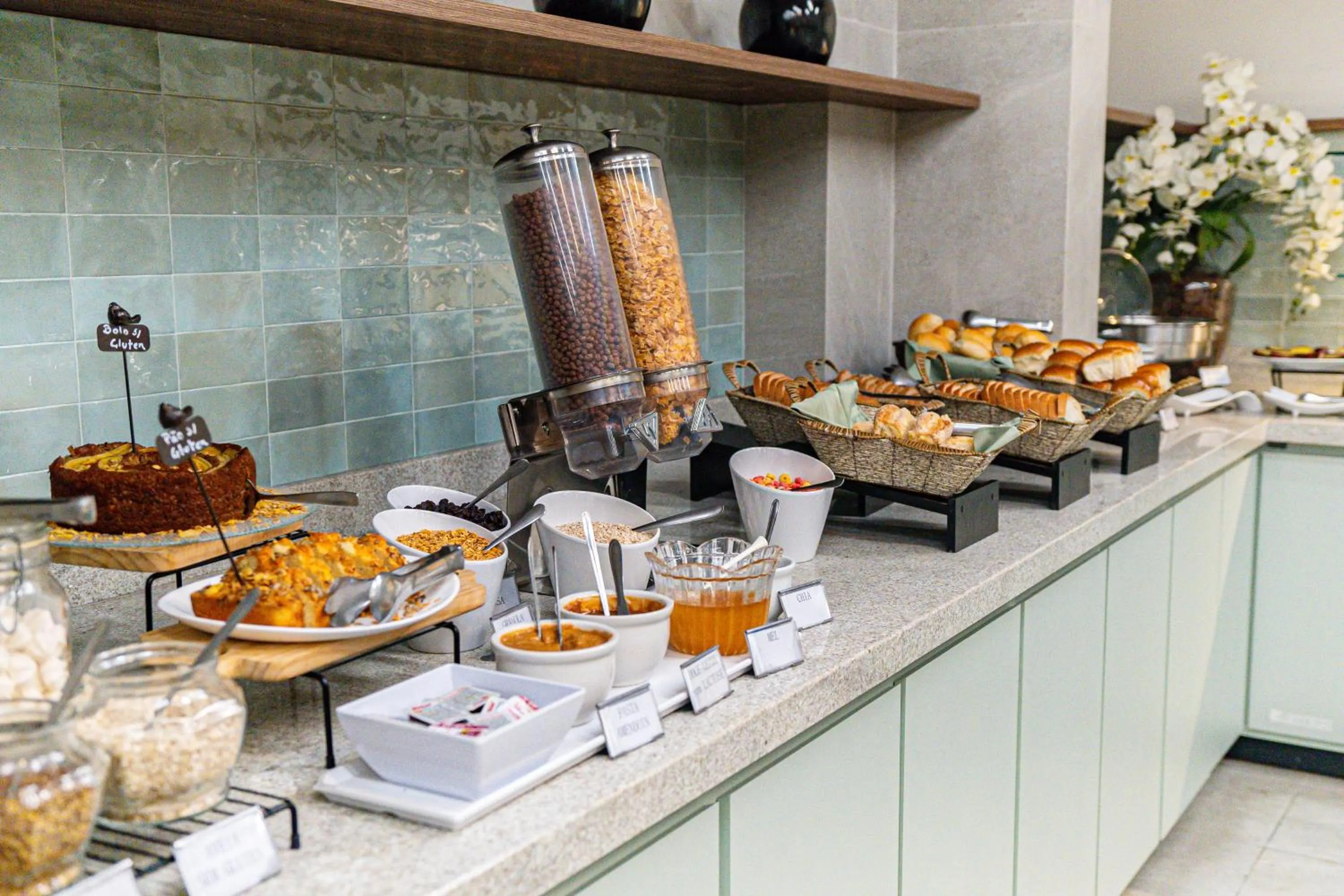 Breakfast in Hotel Plaza Camboriú