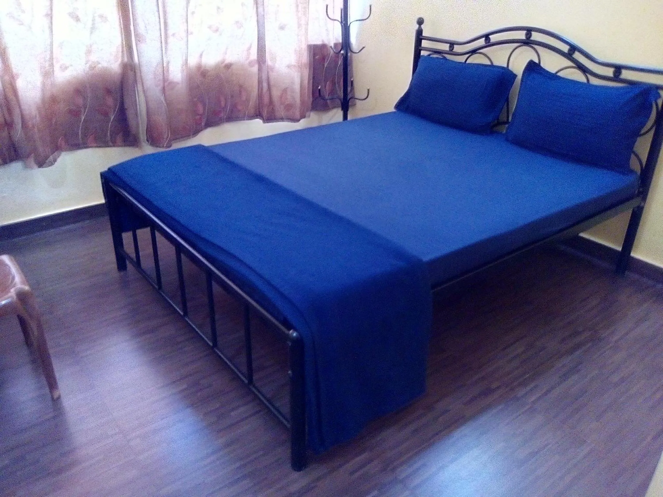 Photo of the whole room, Bed in Vincent's Holiday Home