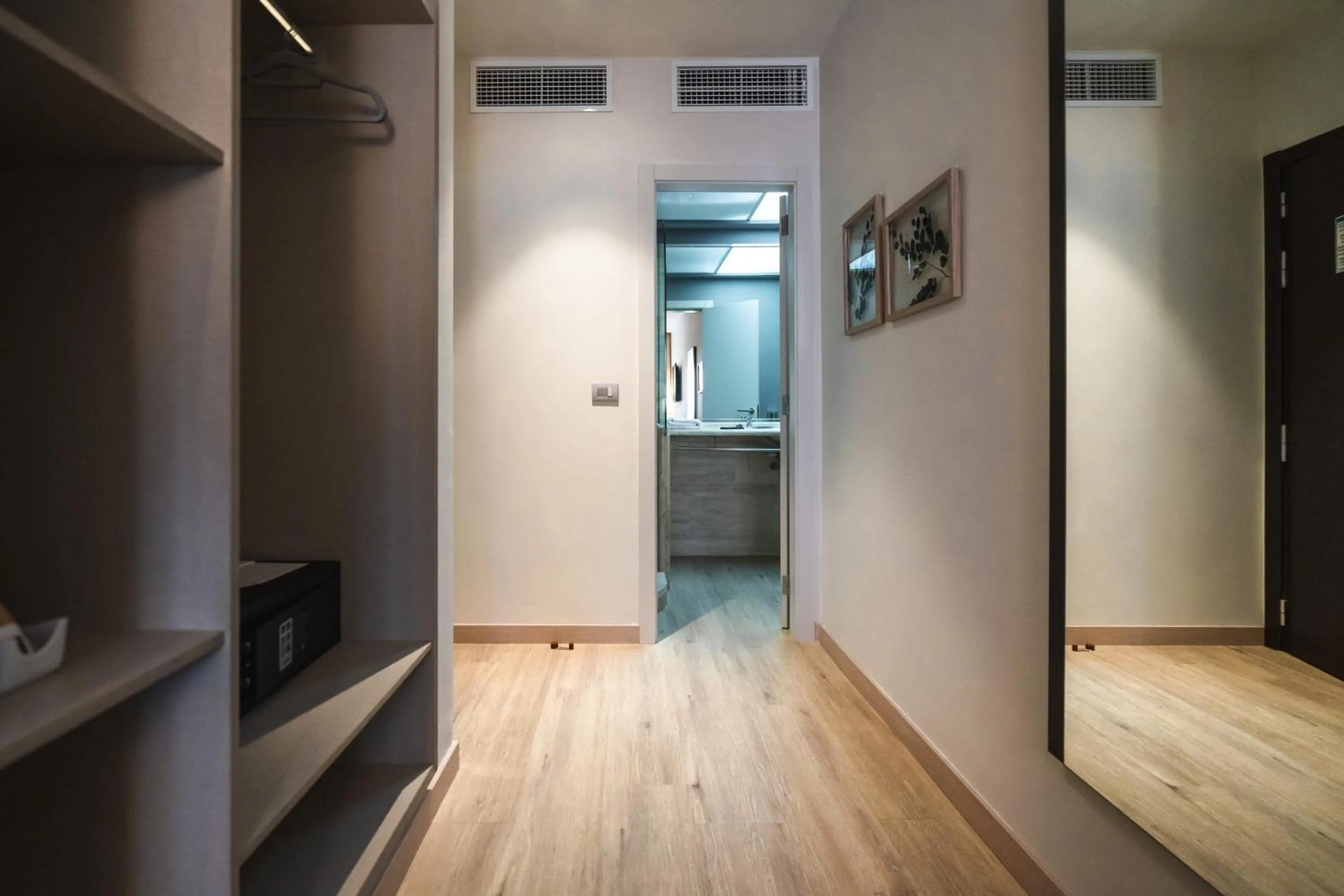 Photo of the whole room in Hotel Taburiente S.C.Tenerife