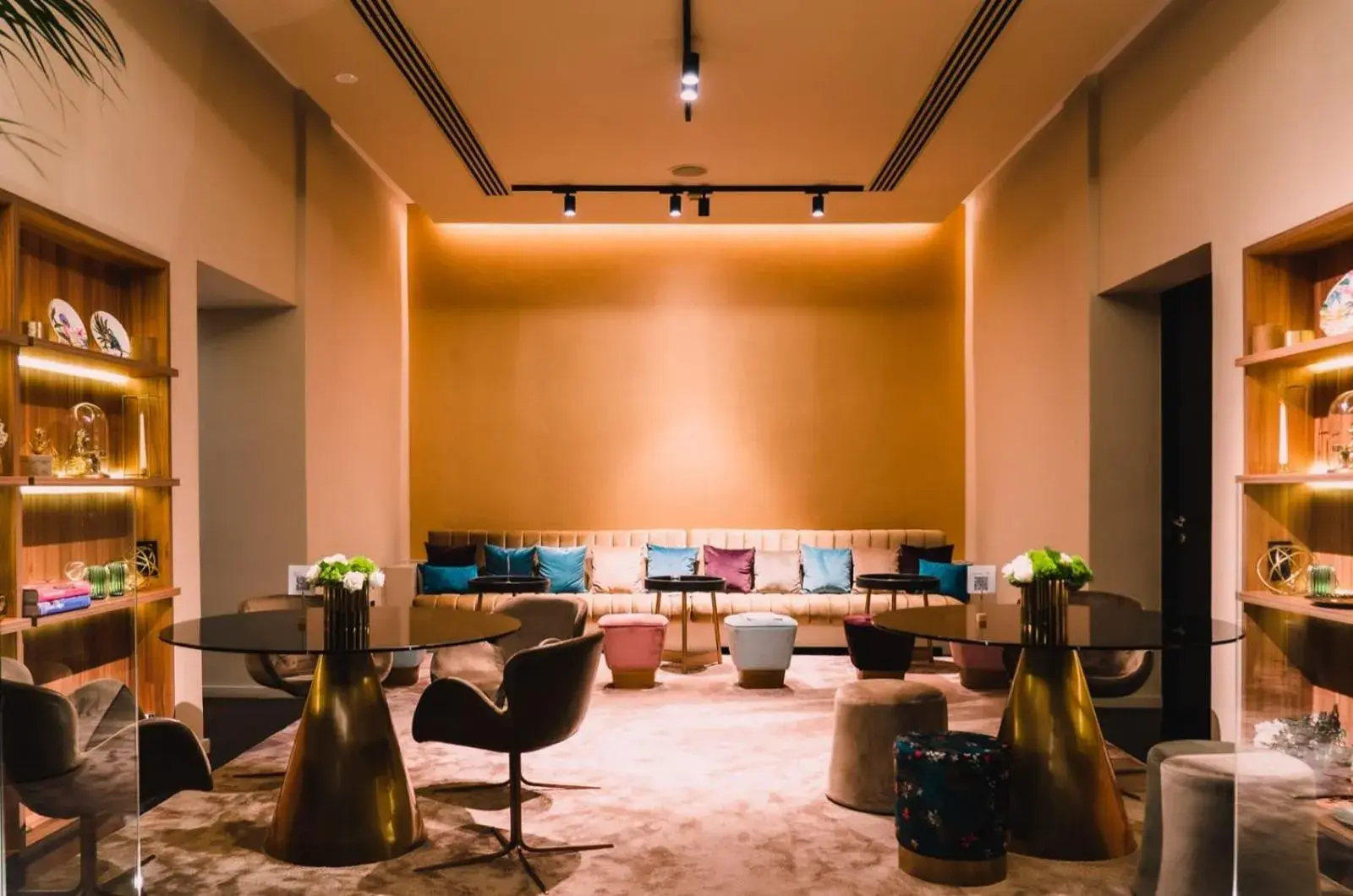 Lounge or bar in Hotel Taburiente S.C.Tenerife Lounge or bar in Hotel Taburiente S.C.Tenerife