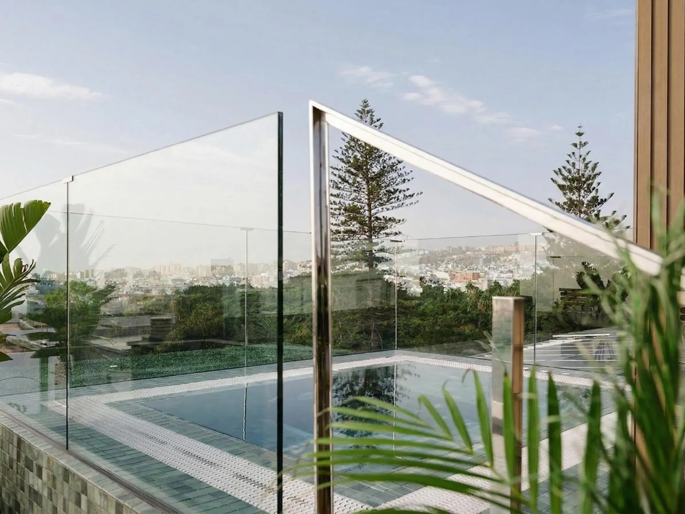 Swimming pool in Hotel Taburiente S.C.Tenerife Swimming pool in Hotel Taburiente S.C.Tenerife