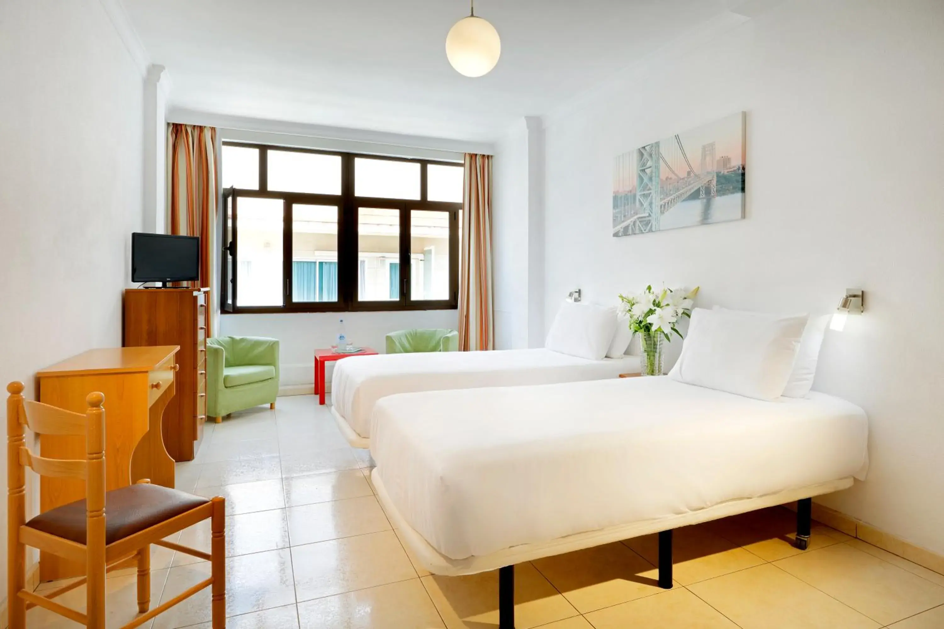 Bedroom, Bed in Crisol Faycán Bedroom, Bed in Crisol Faycán