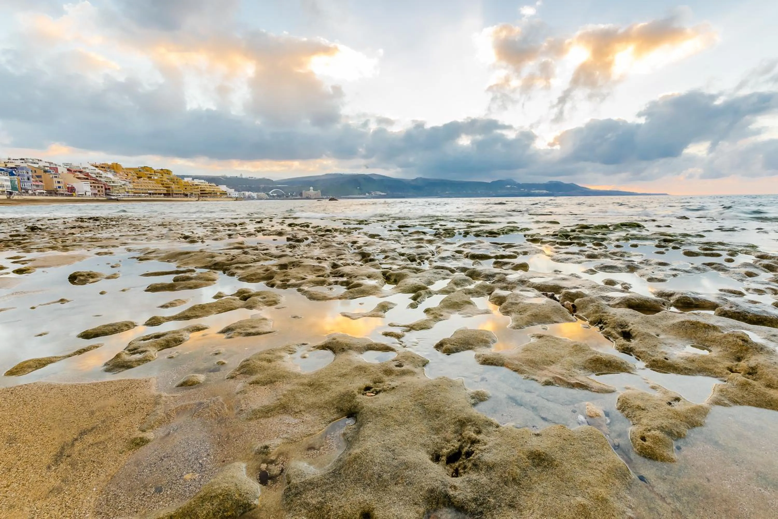 Day in Crisol Faycán