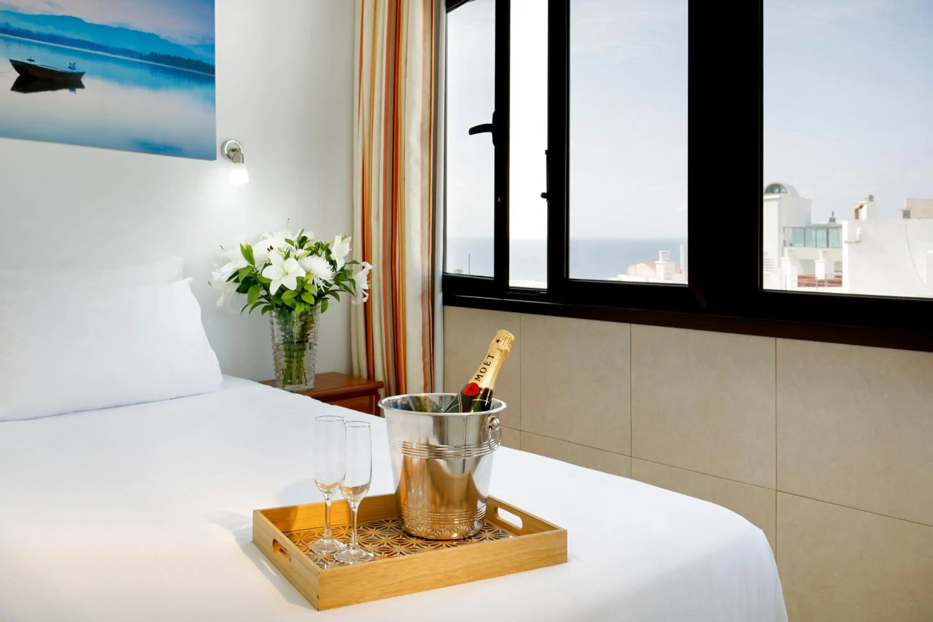 Bedroom, Bed in Crisol Faycán Bedroom, Bed in Crisol Faycán