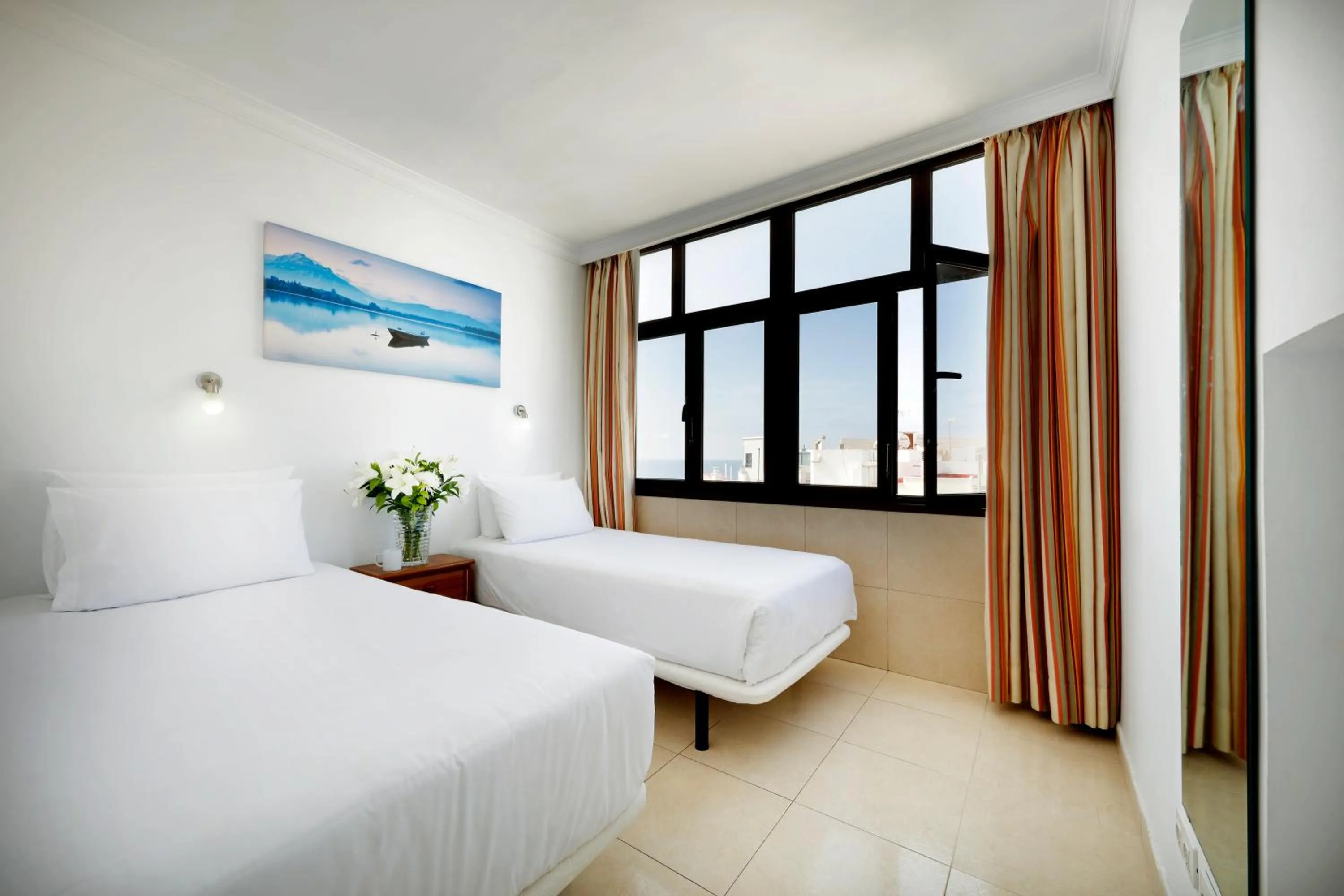 Bedroom, Bed in Crisol Faycán