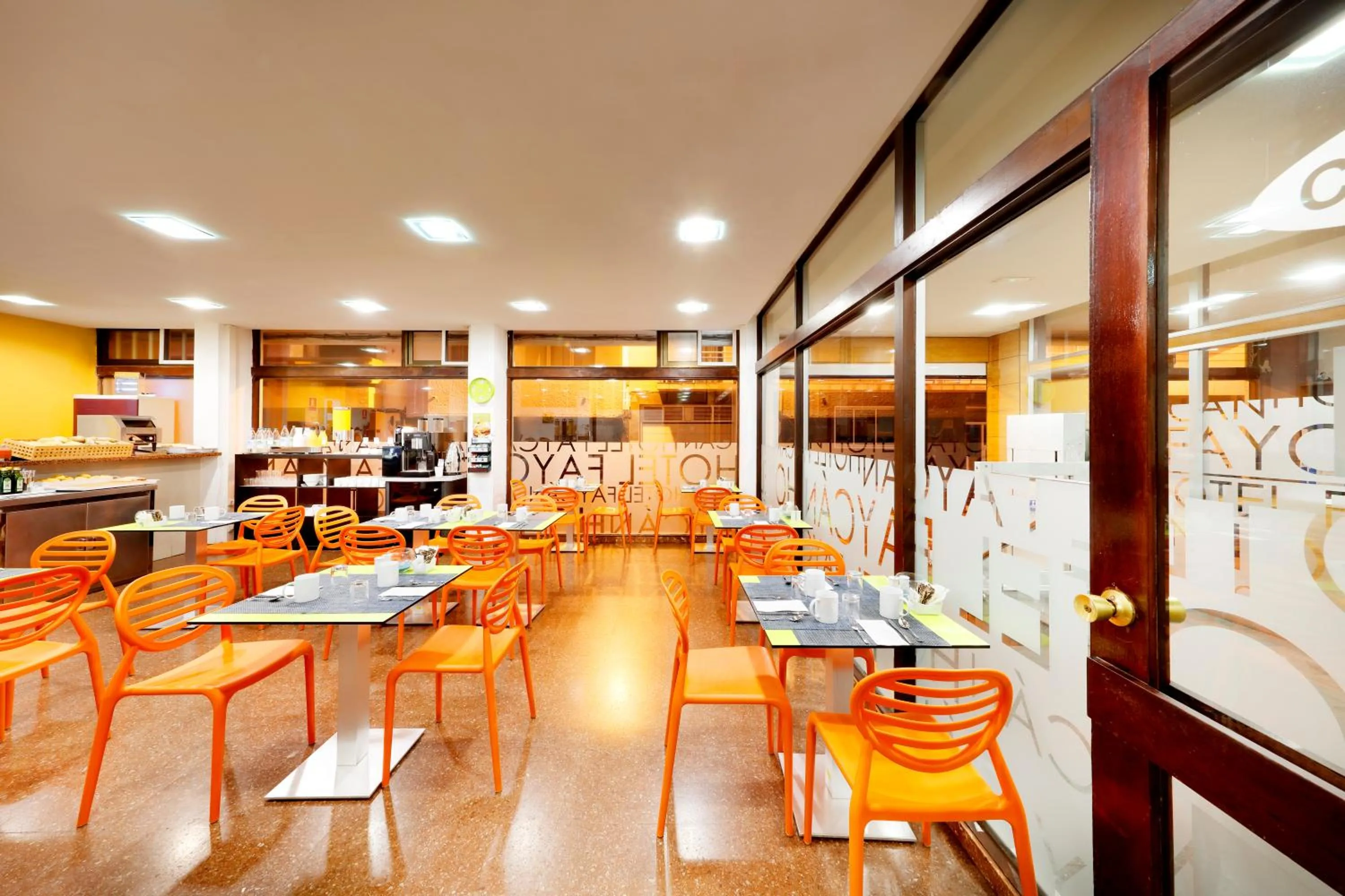 Restaurant/places to eat in Crisol Faycán