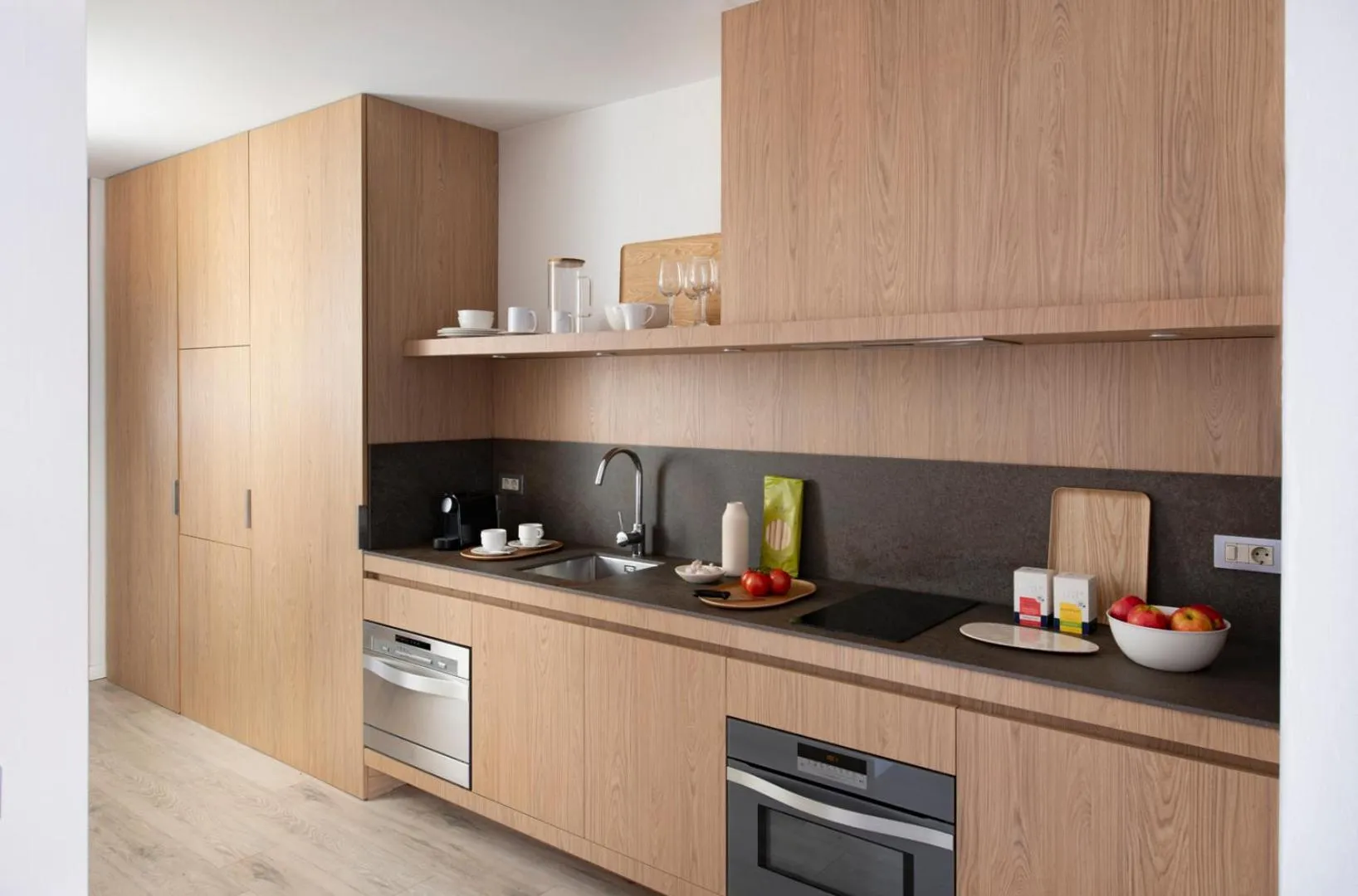 dishwasher in Eric Vökel Boutique Apartments - Sagrada Familia Suites