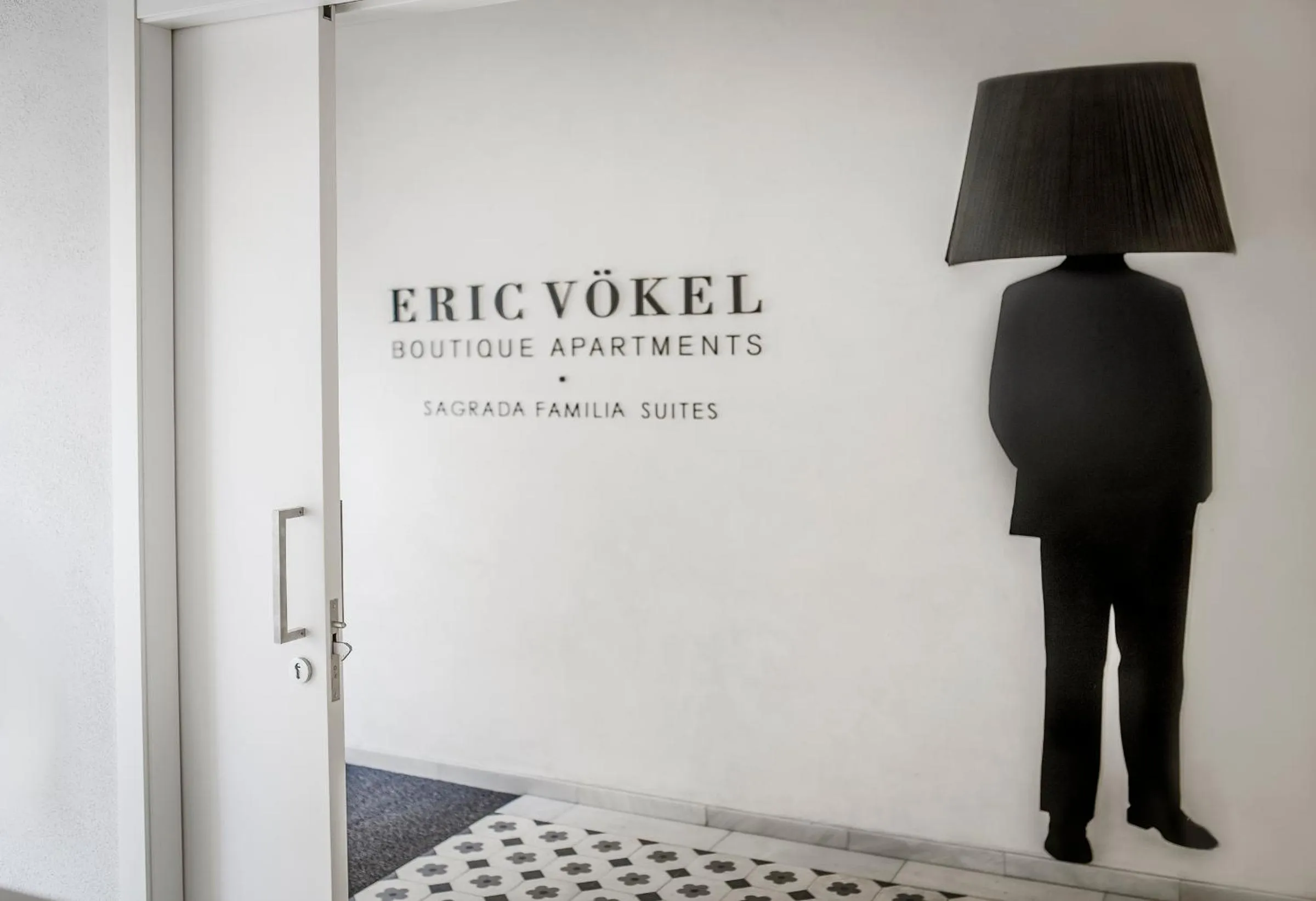 Facade/entrance in Eric Vökel Boutique Apartments - Sagrada Familia Suites