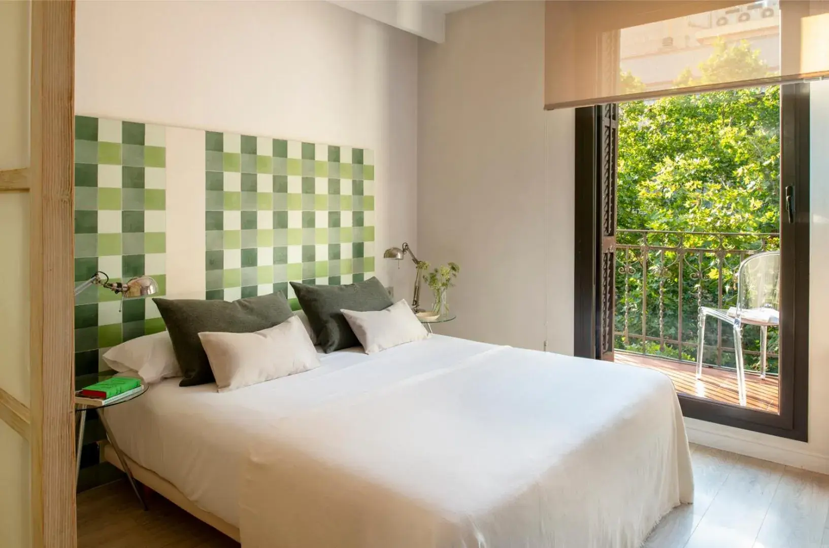 Bed in Eric Vökel Boutique Apartments - Sagrada Familia Suites Bed in Eric Vökel Boutique Apartments - Sagrada Familia Suites