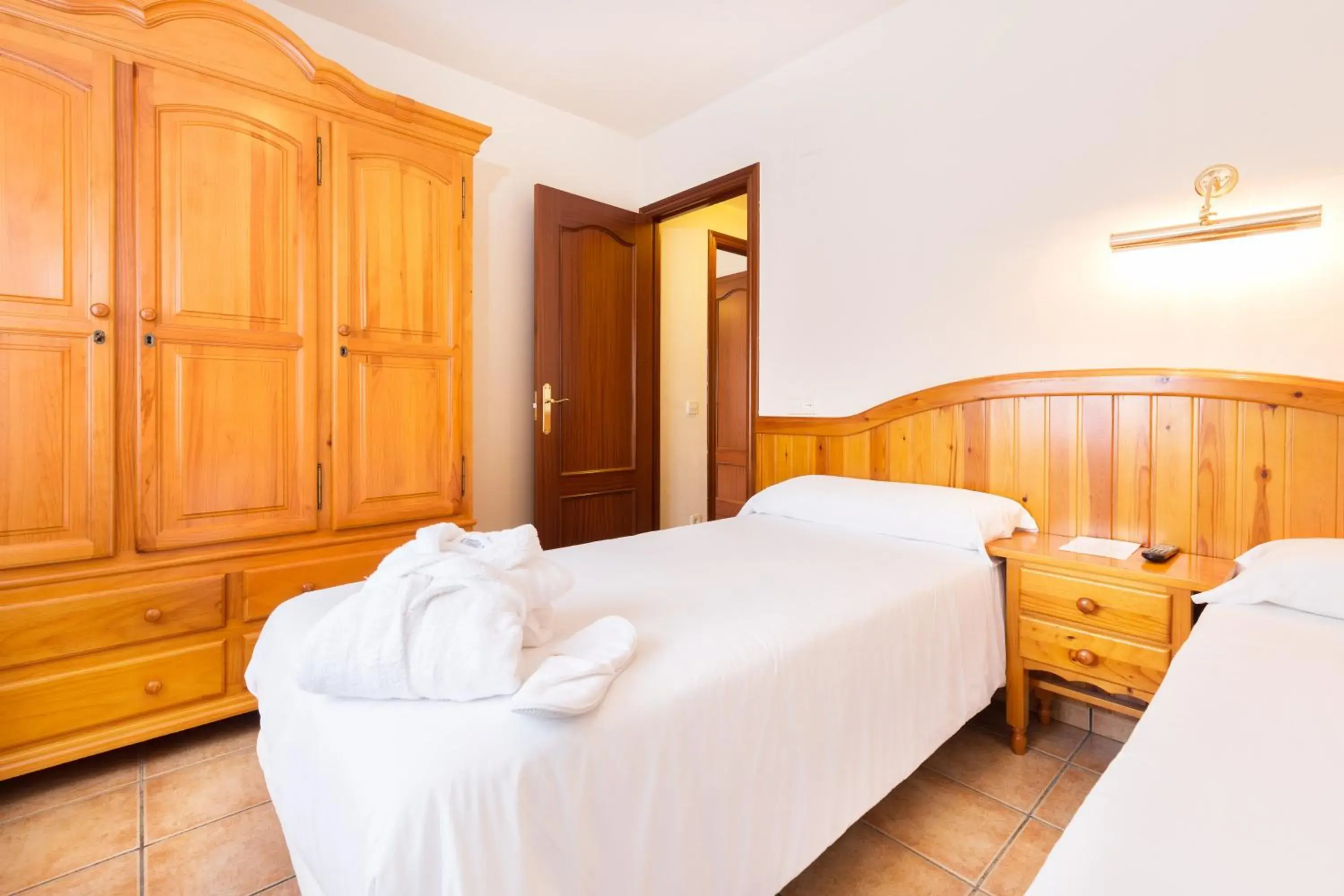One-Bedroom Apartment with Spa Access in Apartaments Trainera One-Bedroom Apartment with Spa Access in Apartaments Trainera
