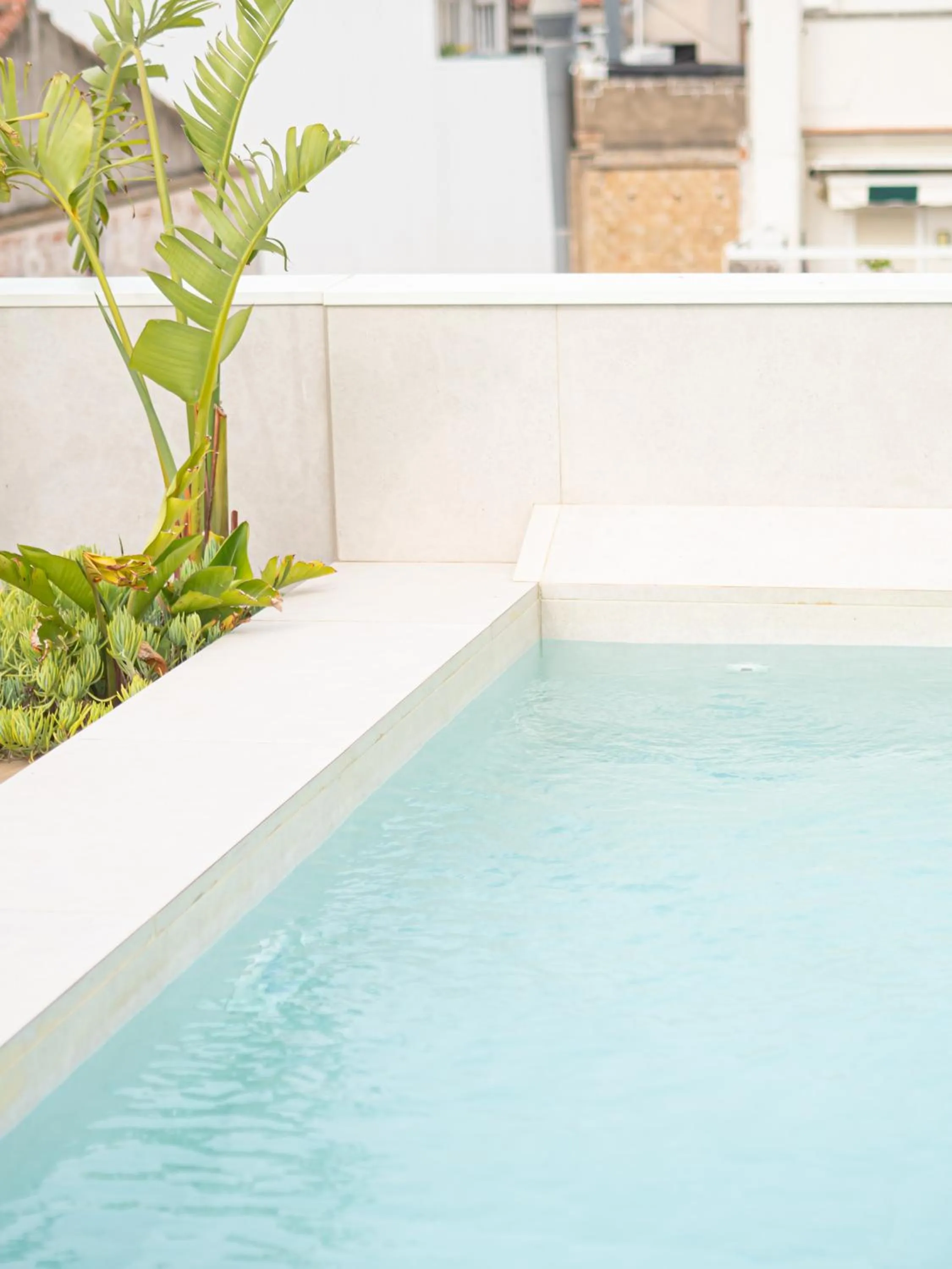 Swimming pool in Alenti Sitges Hotel