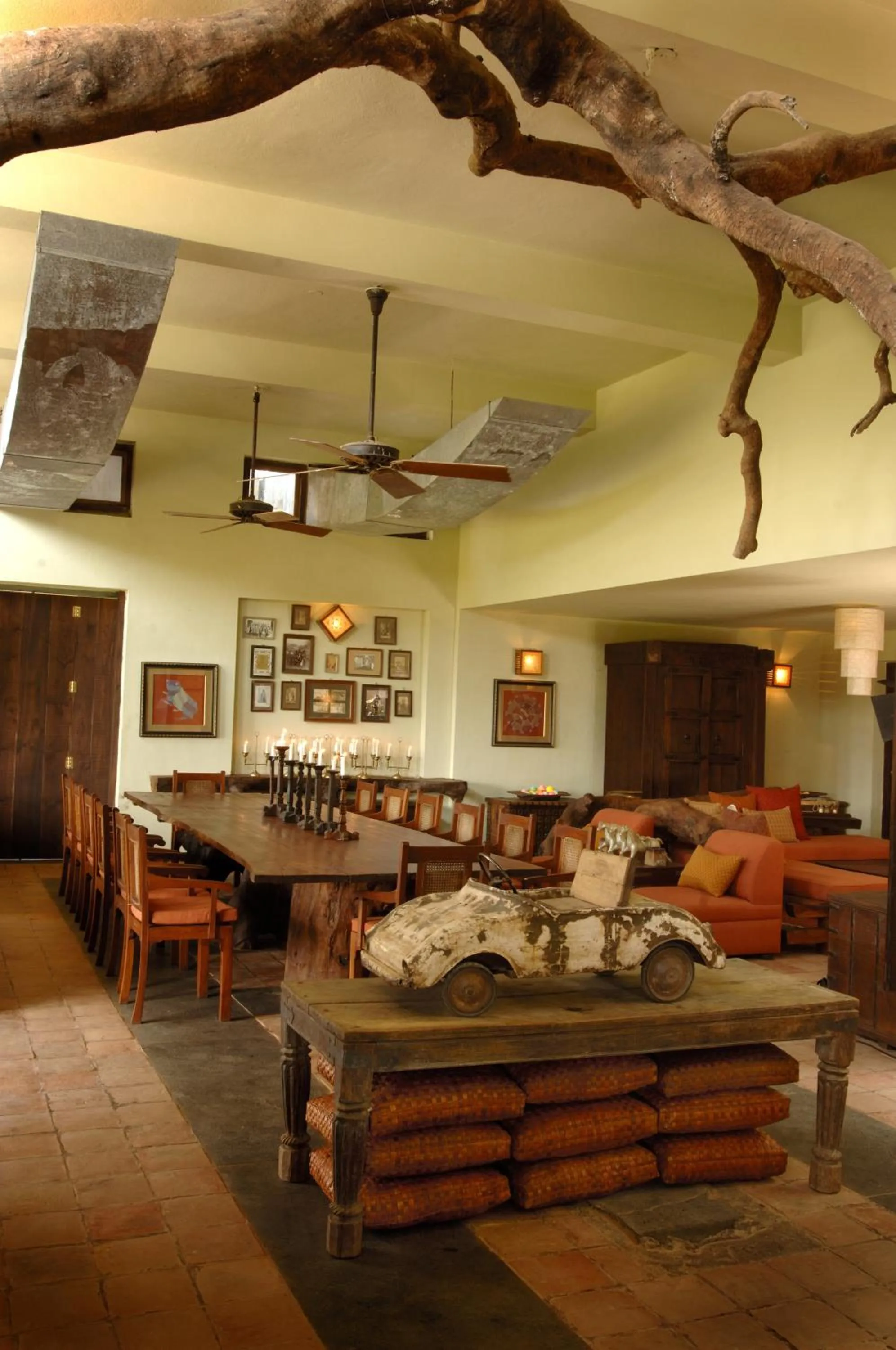 Restaurant/places to eat in Mahua Kothi Bandhavgarh - A Taj Safari