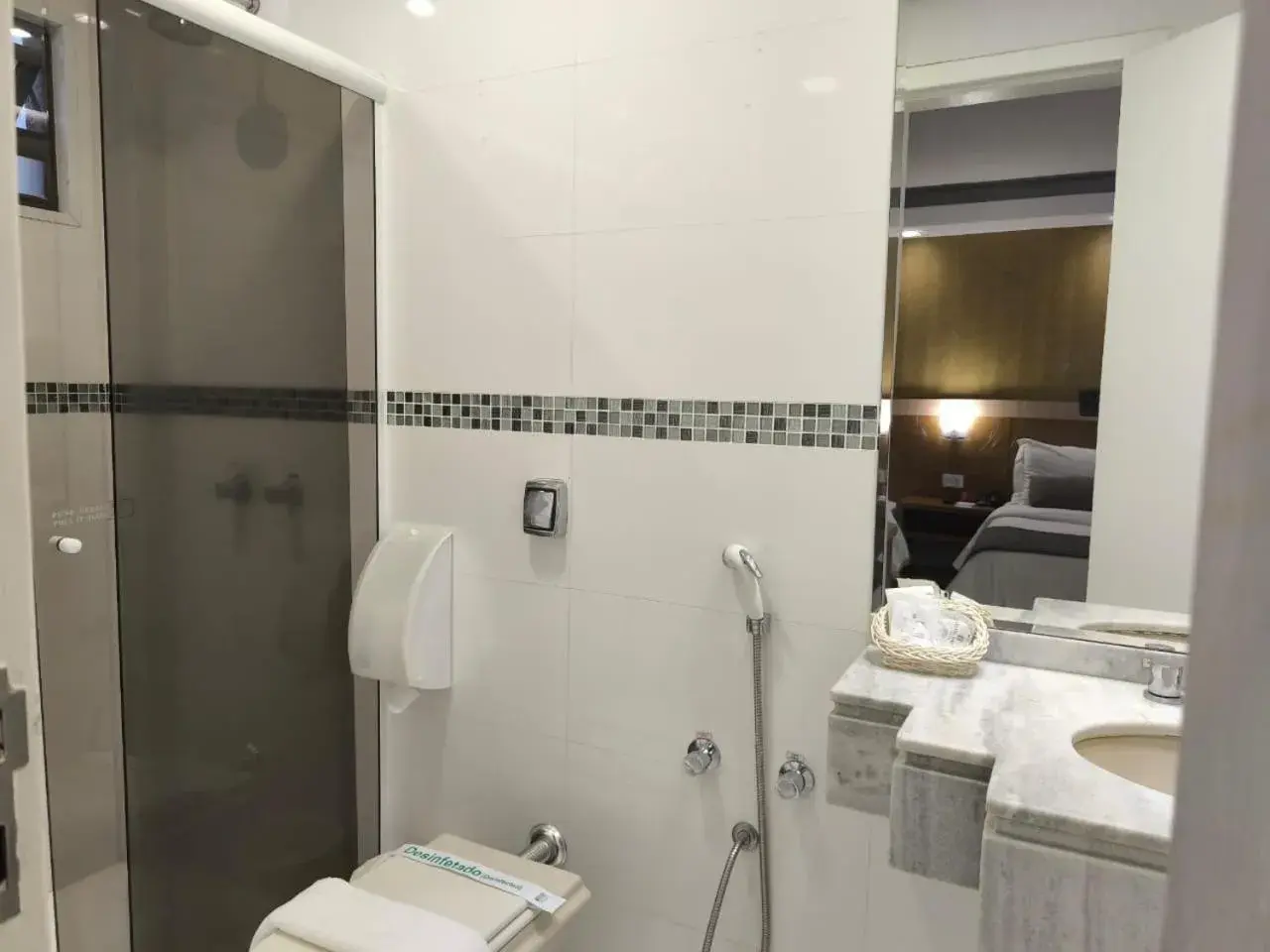 Bathroom in Hotel Rafain Centro Bathroom in Hotel Rafain Centro