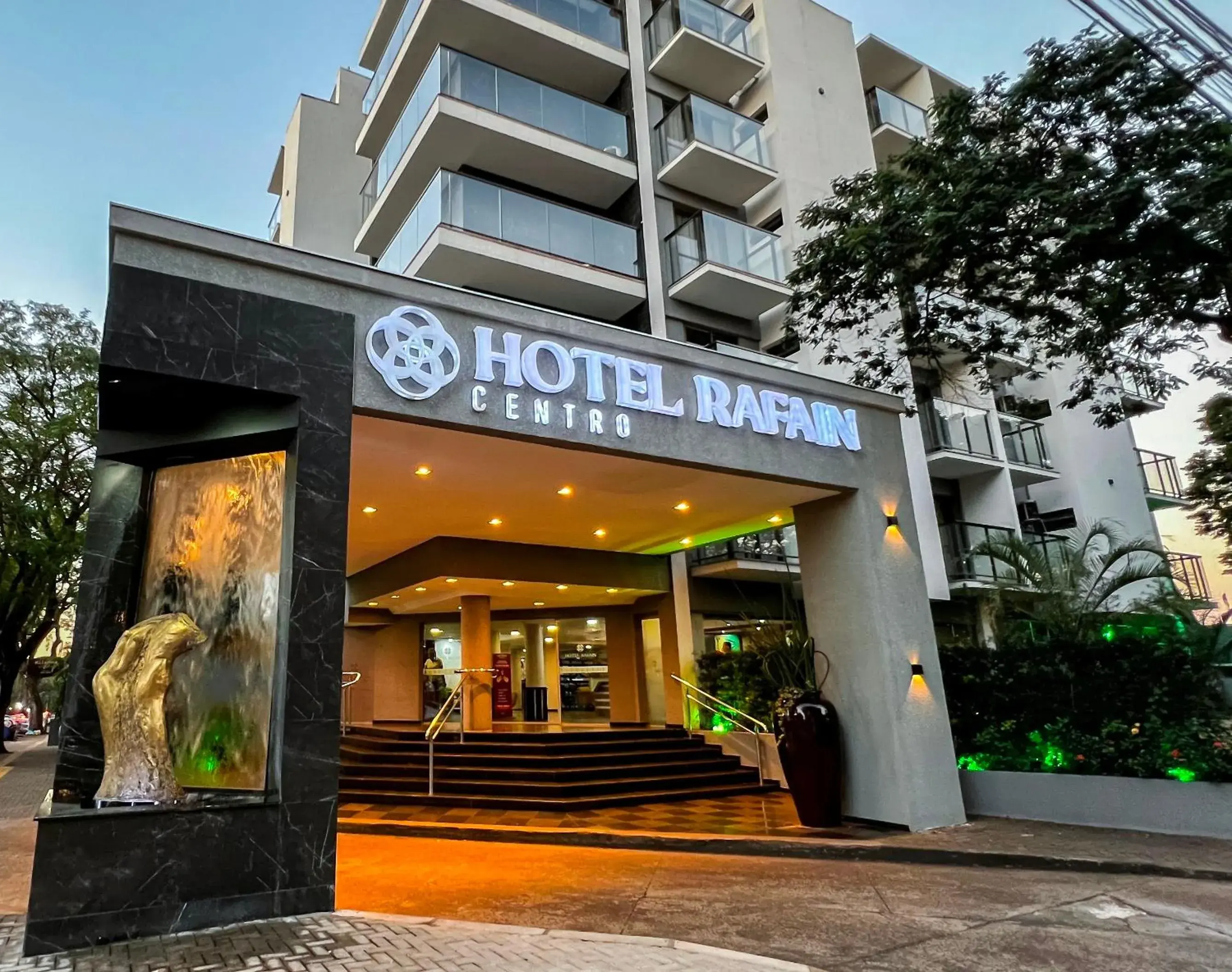 Facade/entrance in Hotel Rafain Centro Facade/entrance in Hotel Rafain Centro