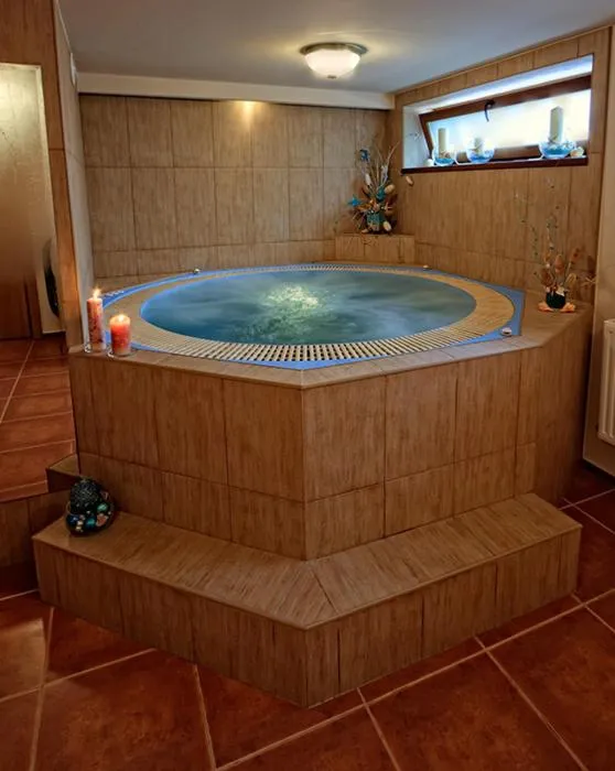 Hot Tub in Pensiunea Görgő Panzió
