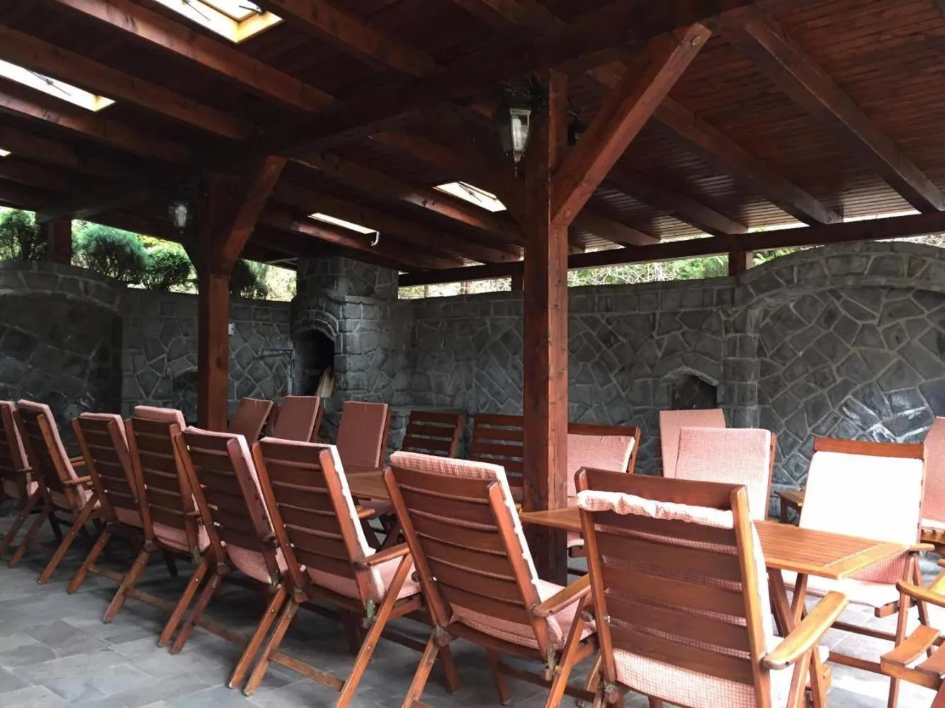 BBQ facilities in Pensiunea Görgő Panzió
