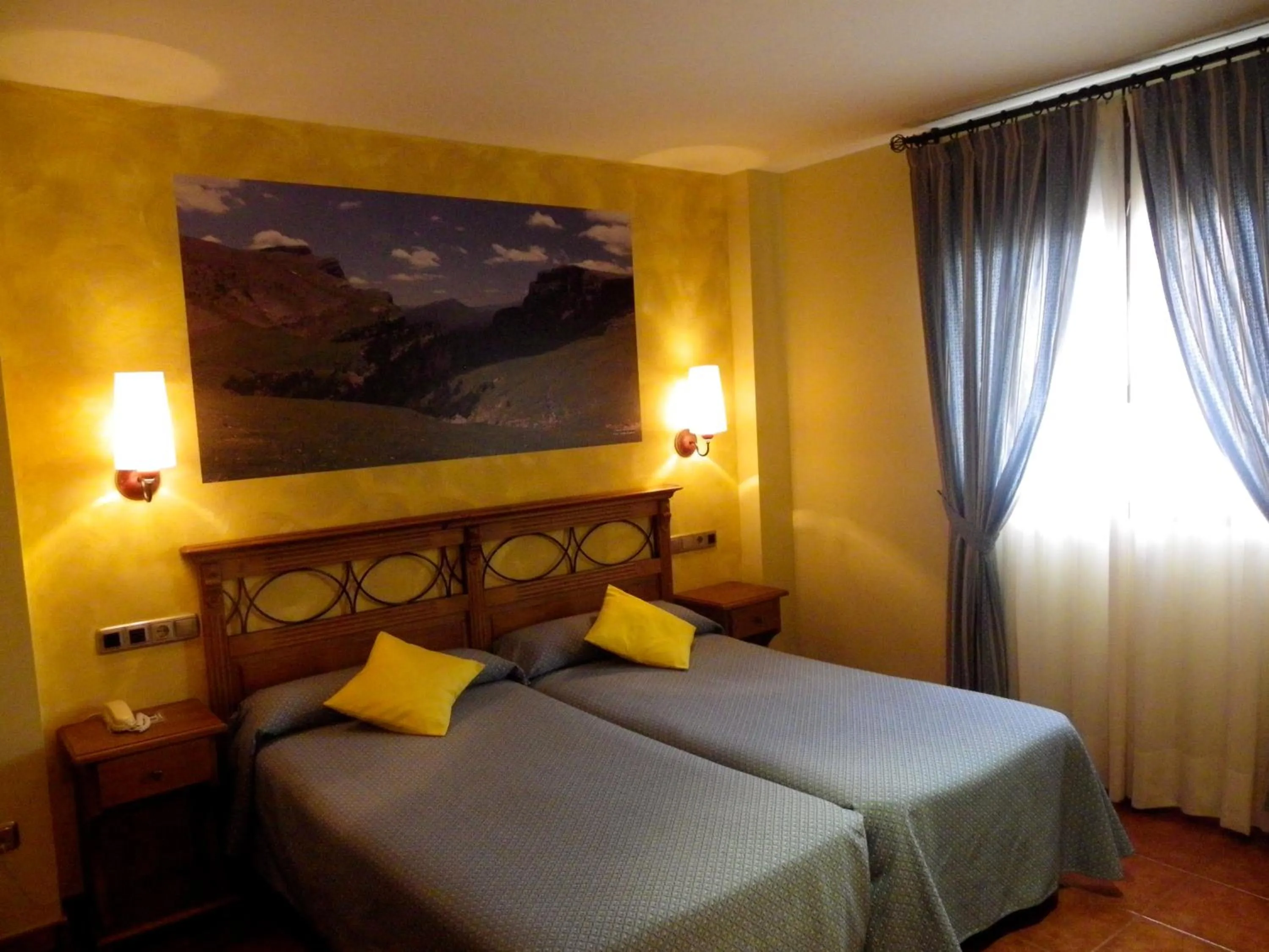 Photo of the whole room, Bed in Hotel Arnal