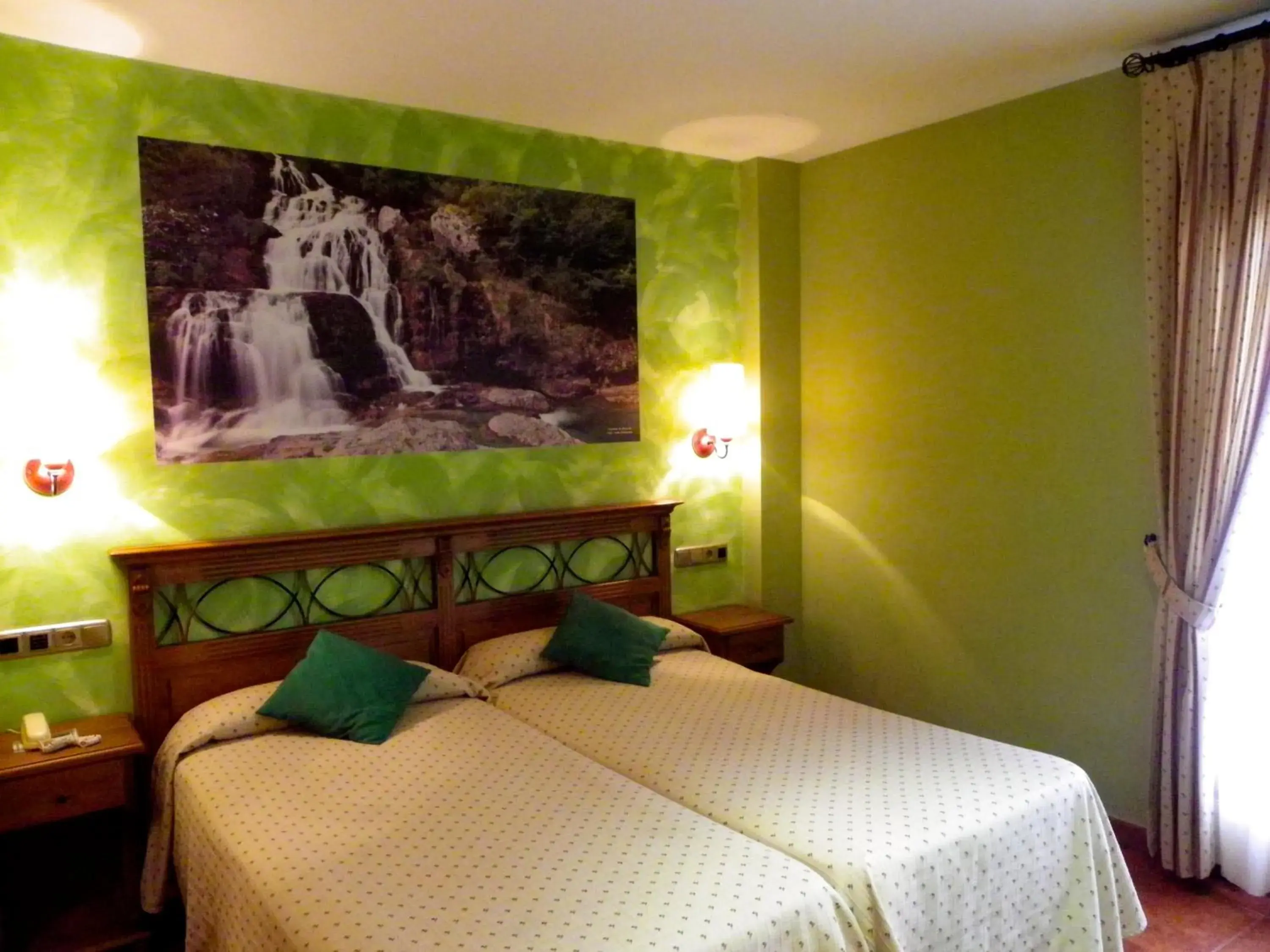 Double or Twin Room in Hotel Arnal Double or Twin Room in Hotel Arnal