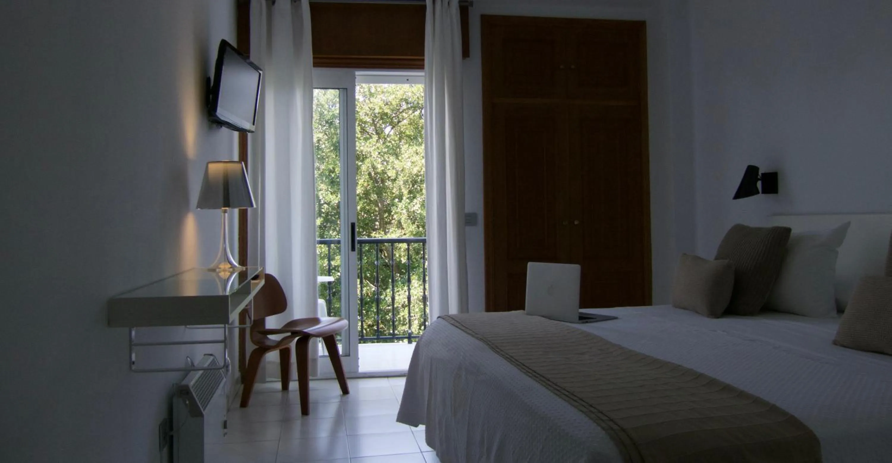 Photo of the whole room, Bed in Hotel Farsund