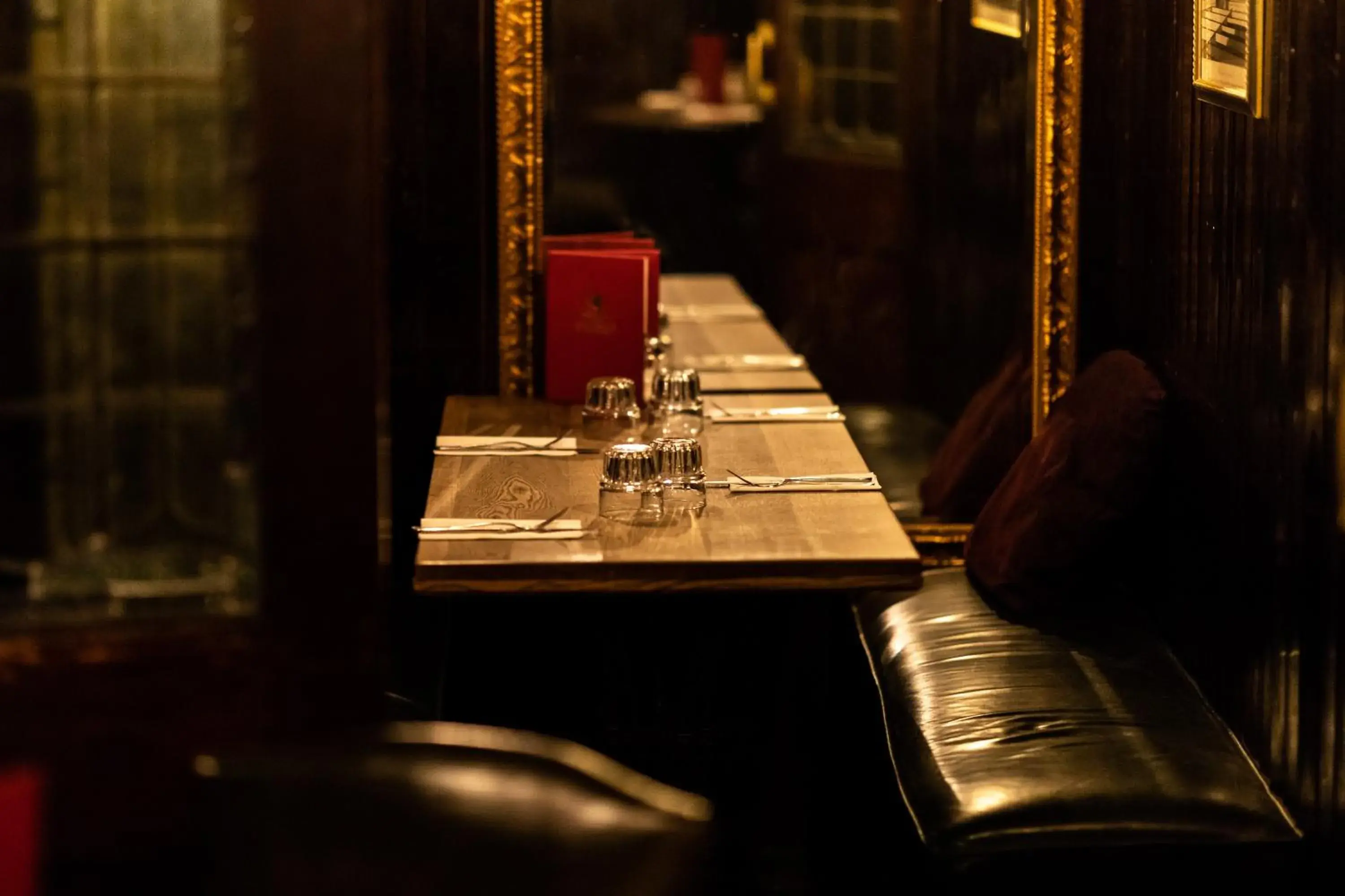 Restaurant/places to eat in Fox and Anchor Restaurant/places to eat in Fox and Anchor