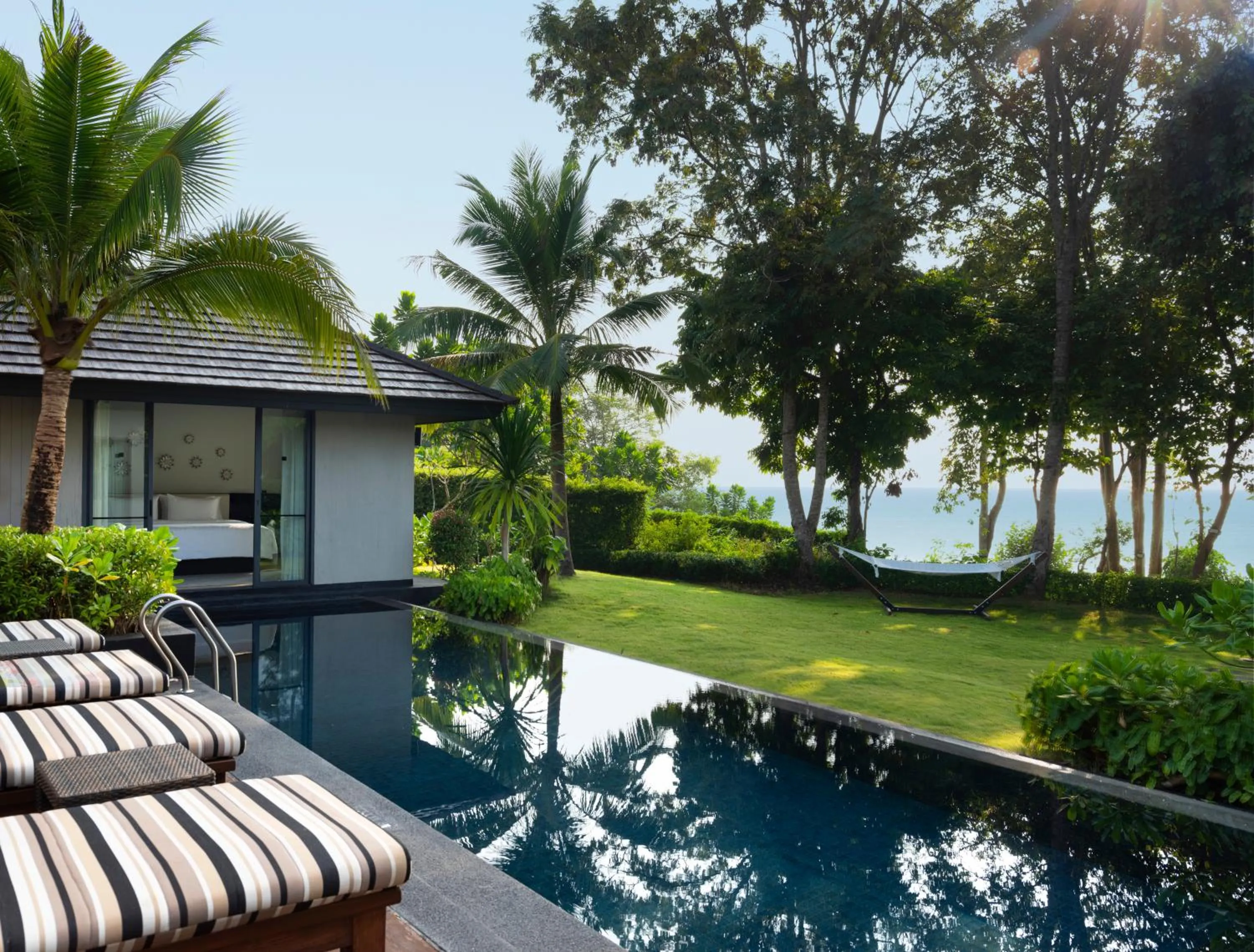 Garden in The ShellSea Krabi I Luxury Beach Front Resort & Pool Villa