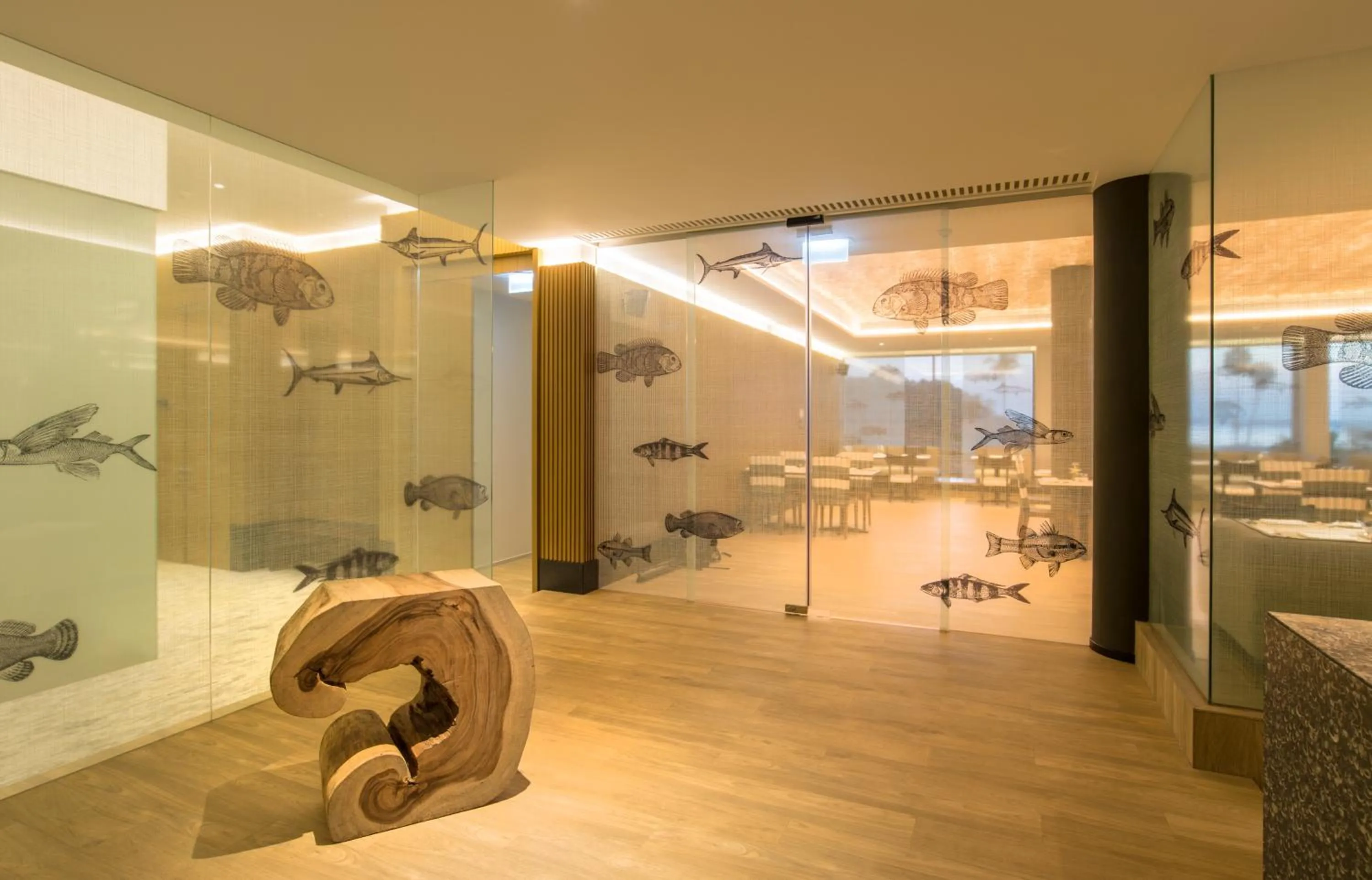 Restaurant/places to eat in The ShellSea Krabi I Luxury Beach Front Resort & Pool Villa