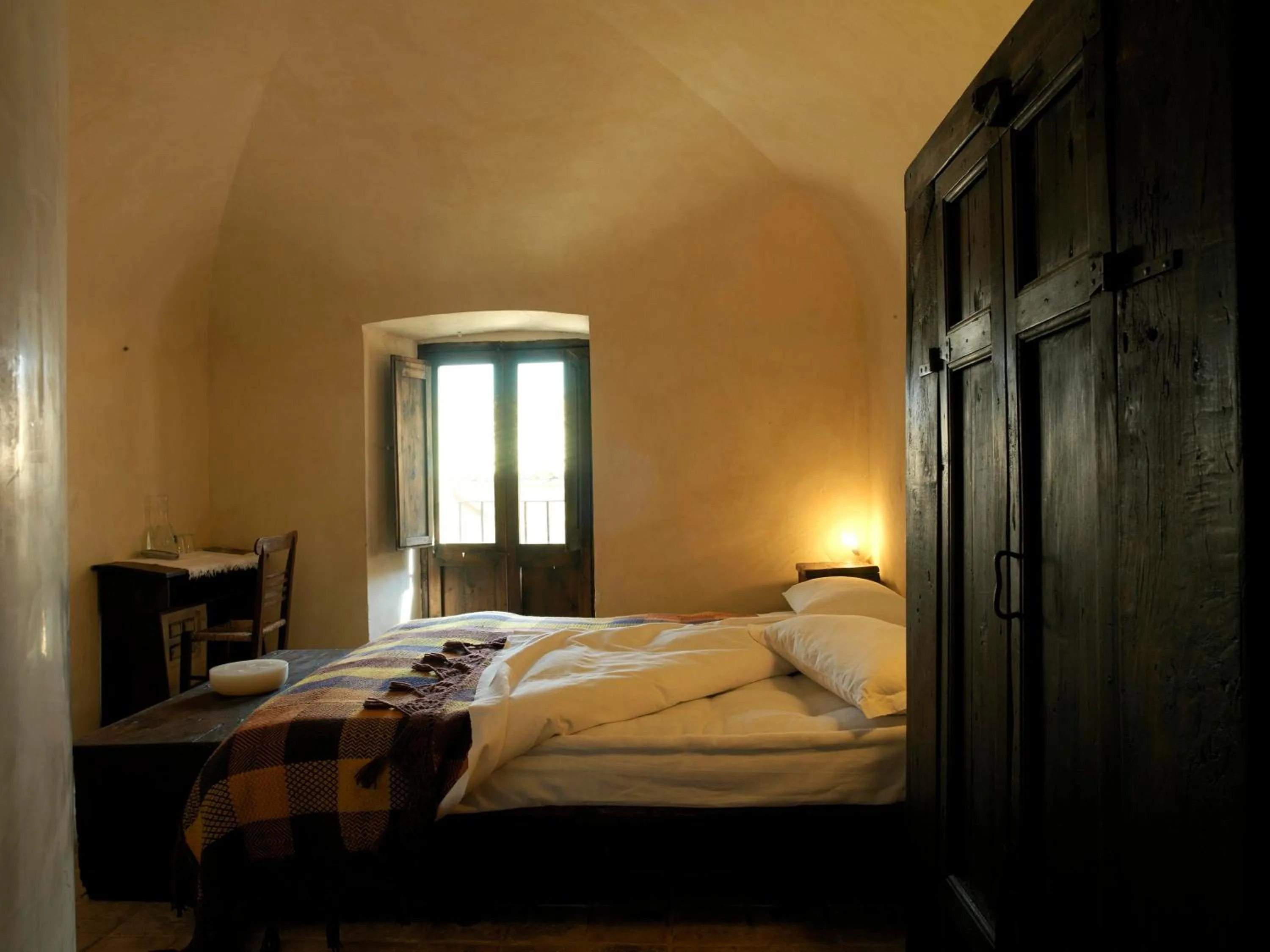Bedroom, Bed in Sextantio Albergo Diffuso