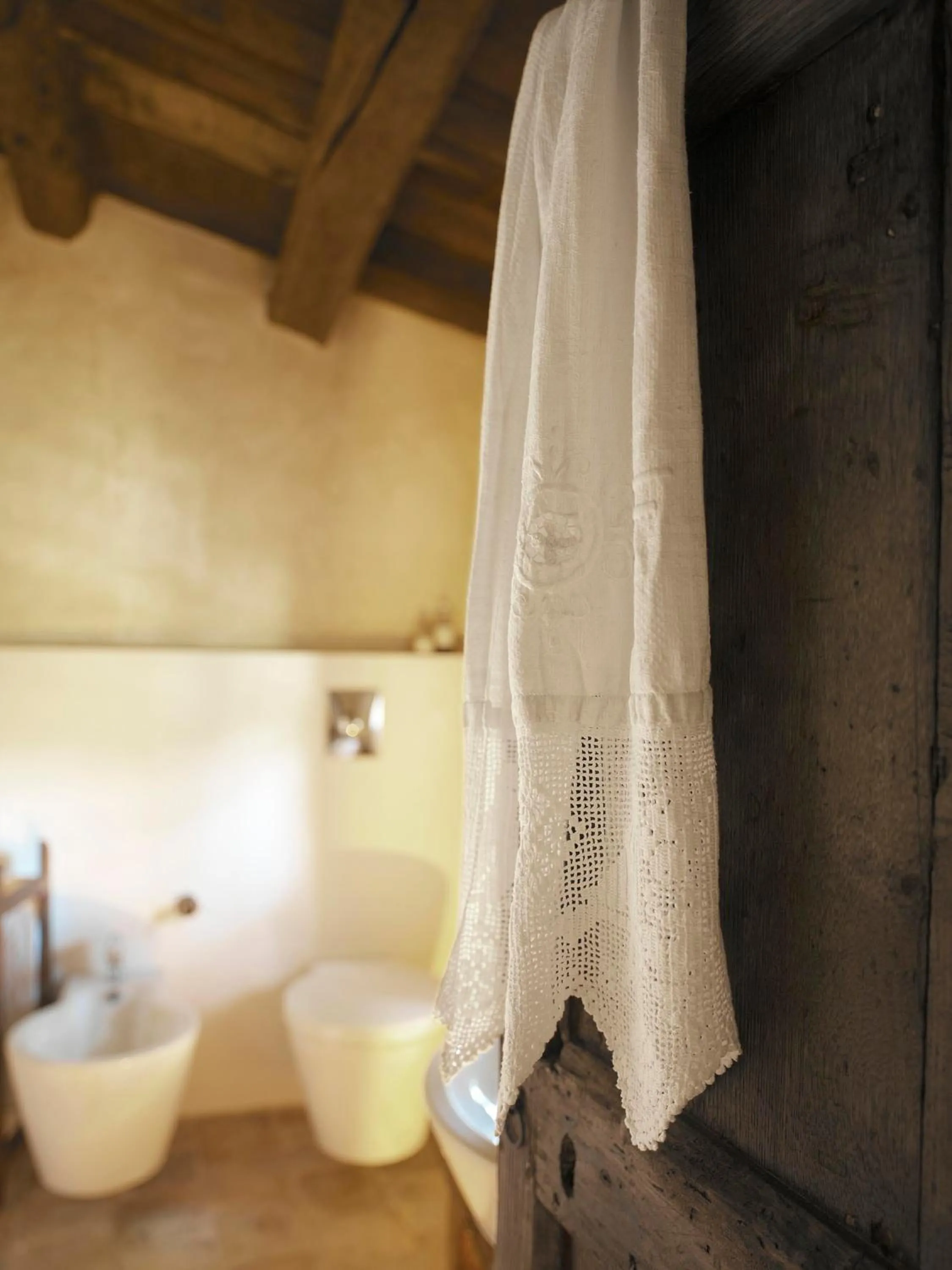 Bathroom in Sextantio Albergo Diffuso
