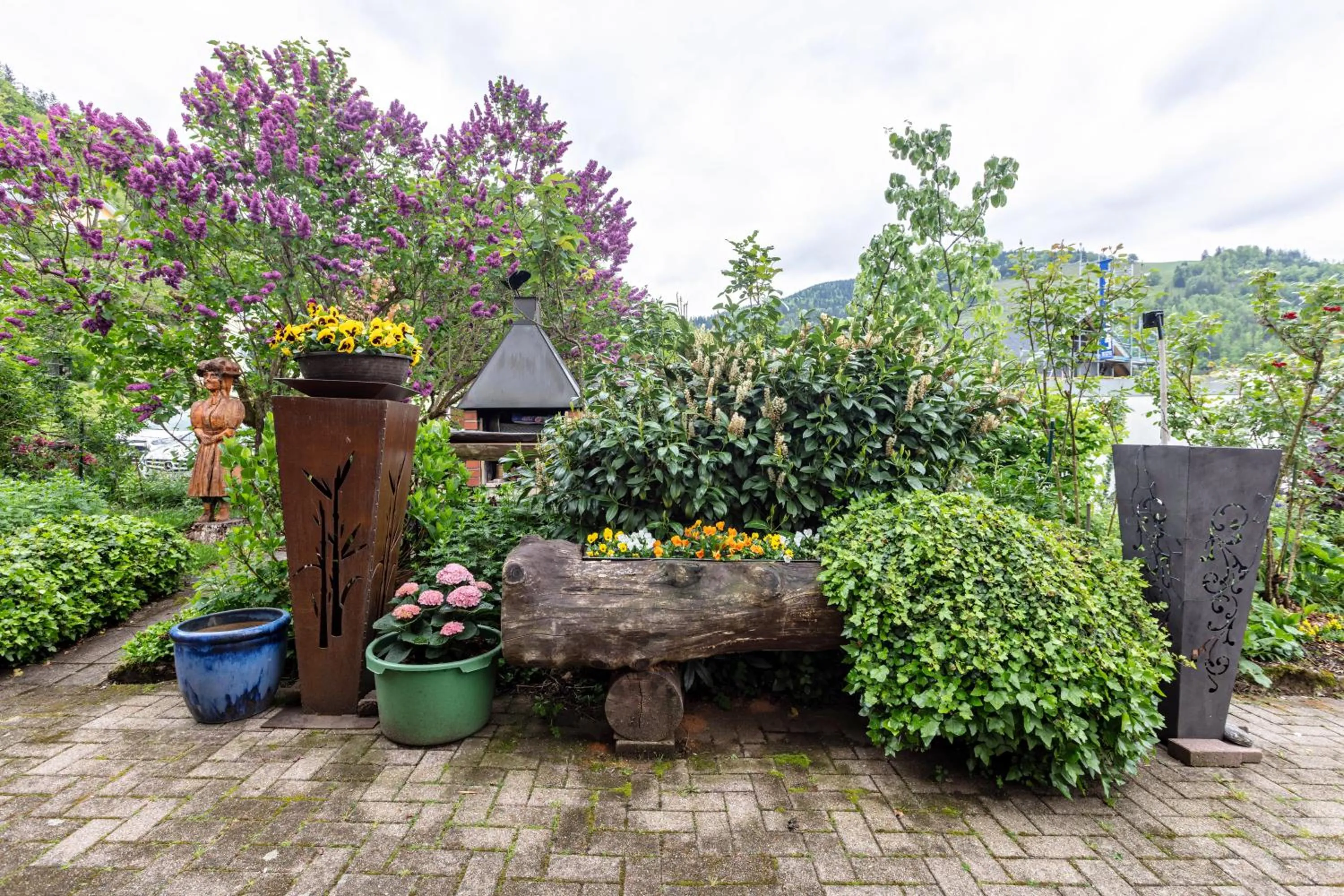 Property building in Haus Michler