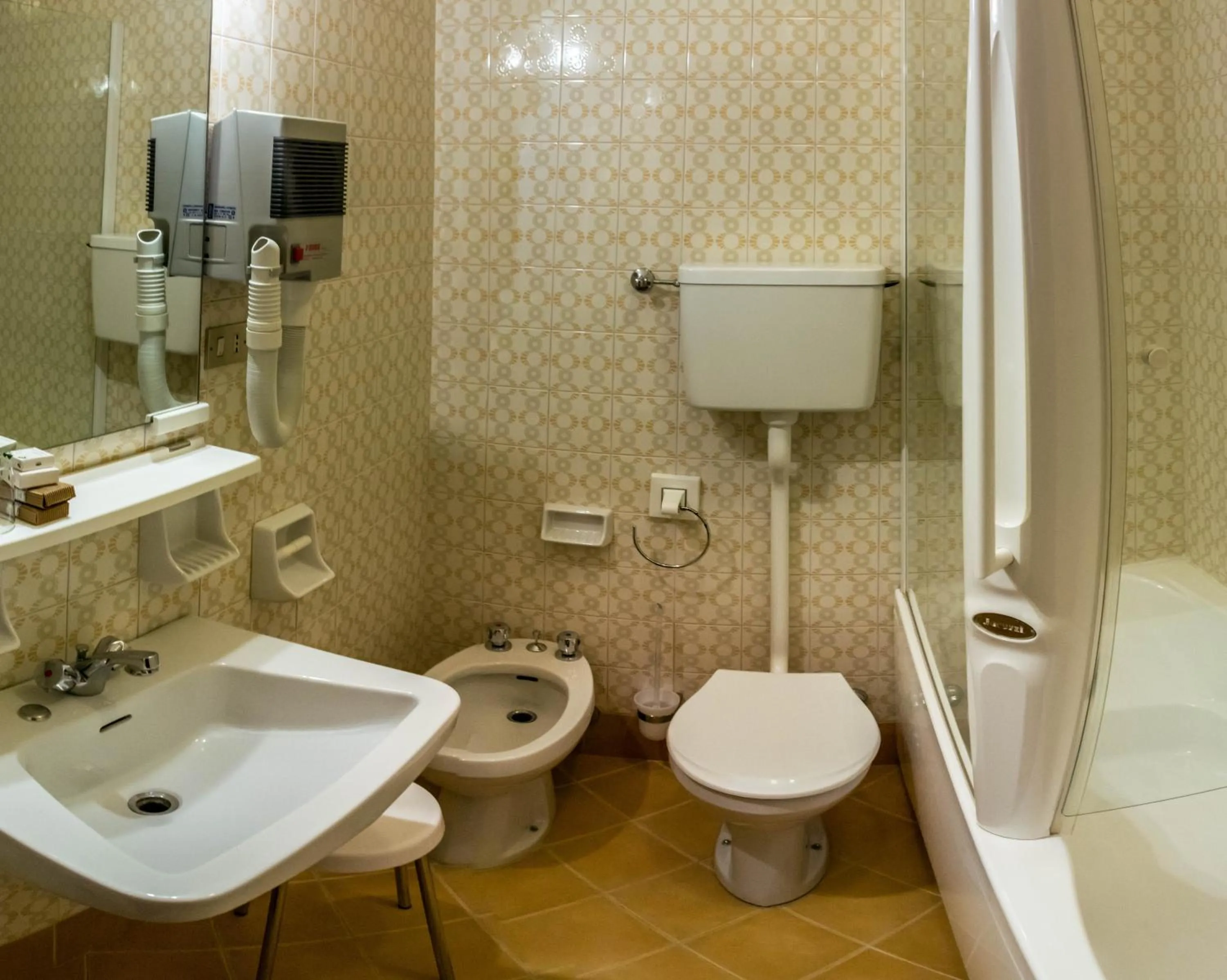 Shower in Hotel Moena