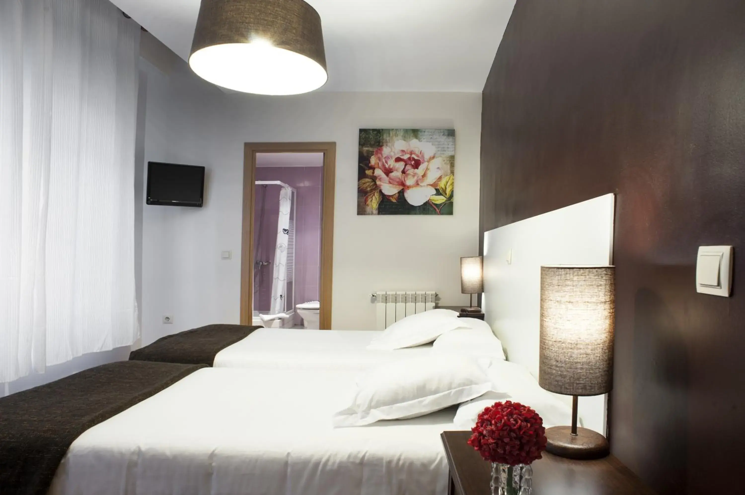 Twin Room in THC Gran Via Hostel Twin Room in THC Gran Via Hostel