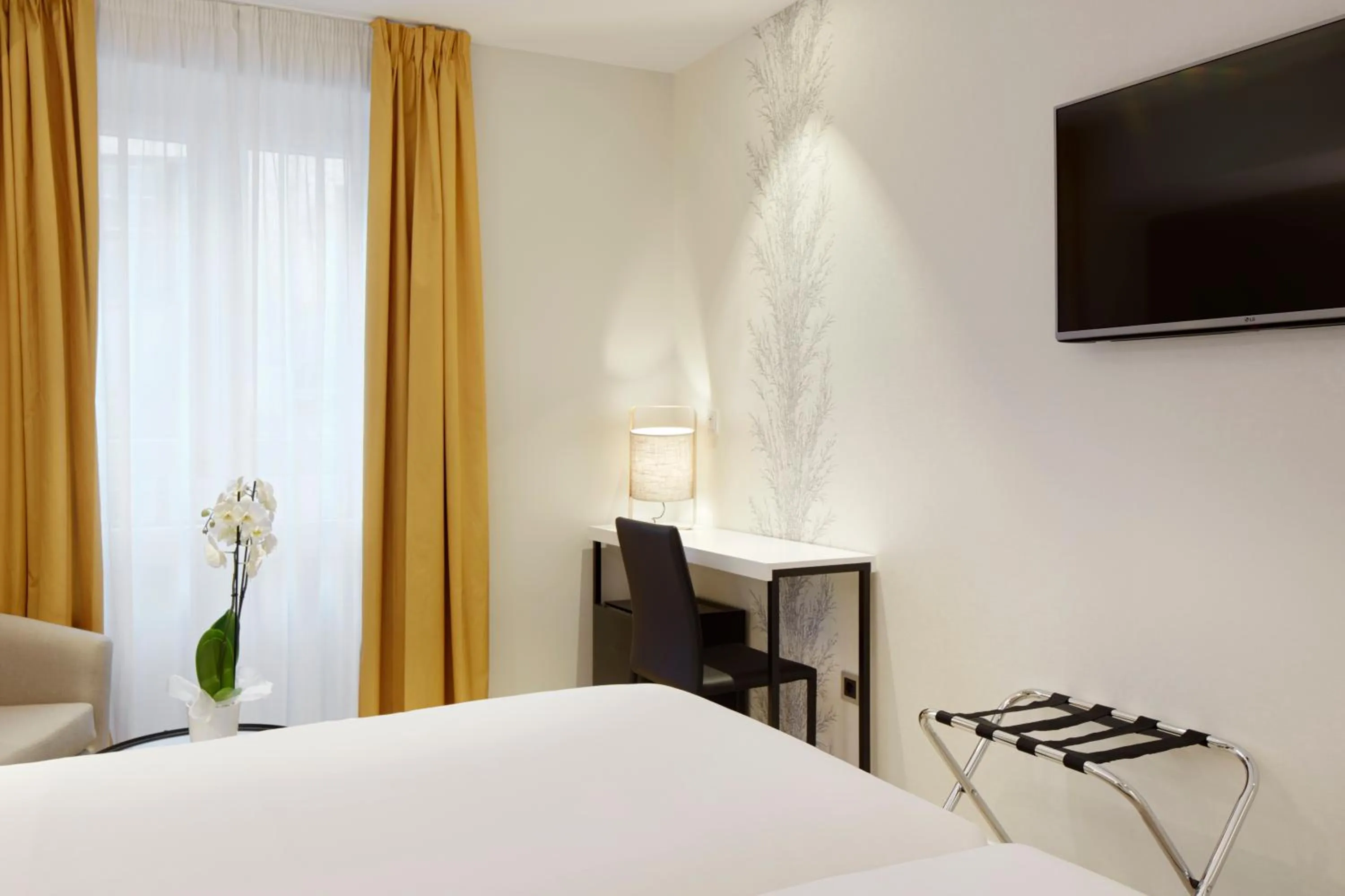 Bedroom, Bed in HOTEL ARRiZUL CONGRESS