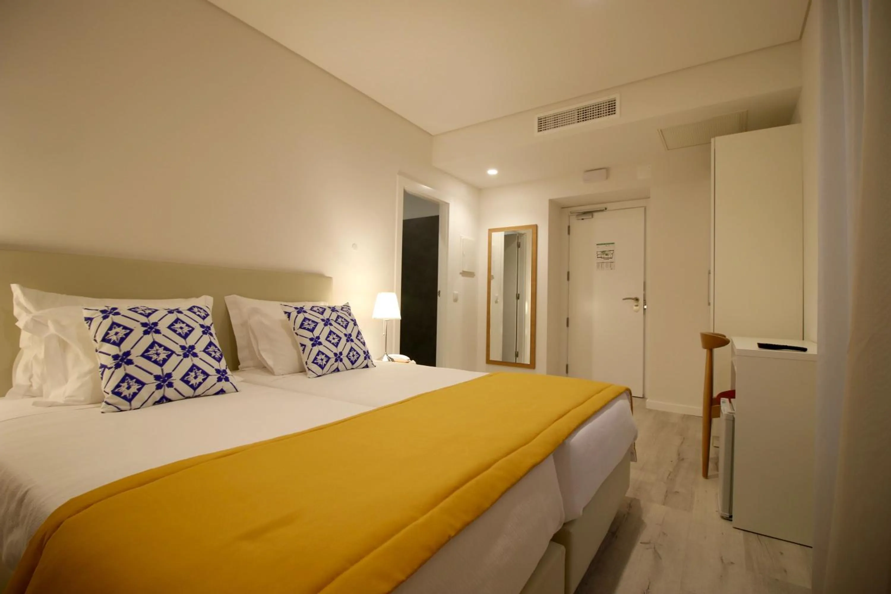Photo of the whole room, Bed in Hotel Riverside Alfama