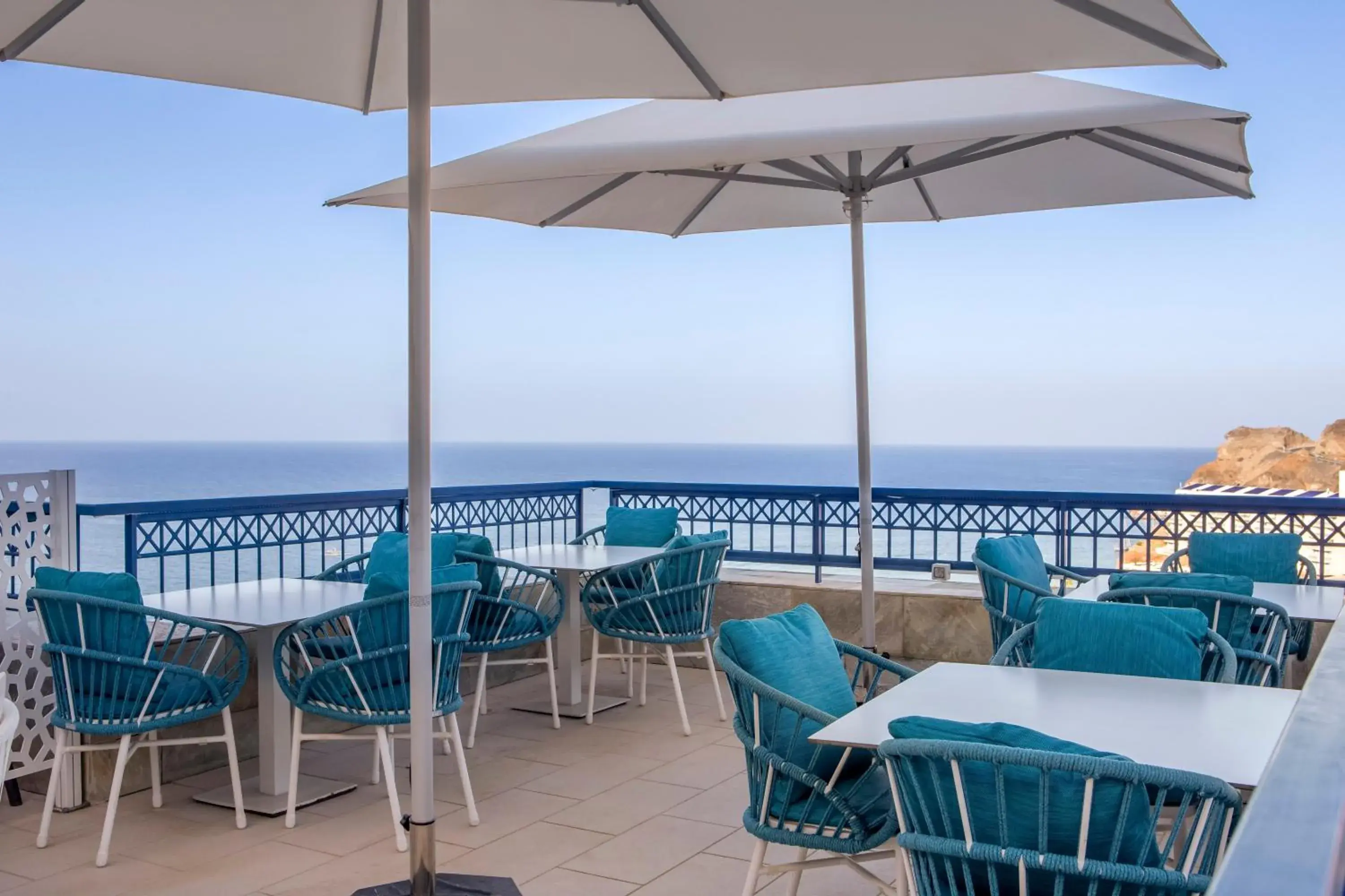 Restaurant/places to eat in Club Cala Blanca Restaurant/places to eat in Club Cala Blanca