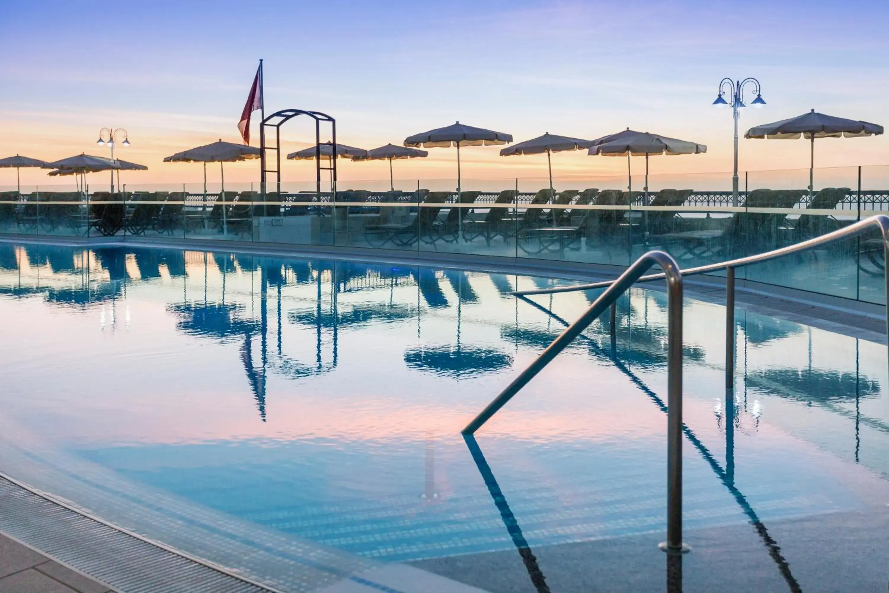 Swimming pool in Club Cala Blanca Swimming pool in Club Cala Blanca