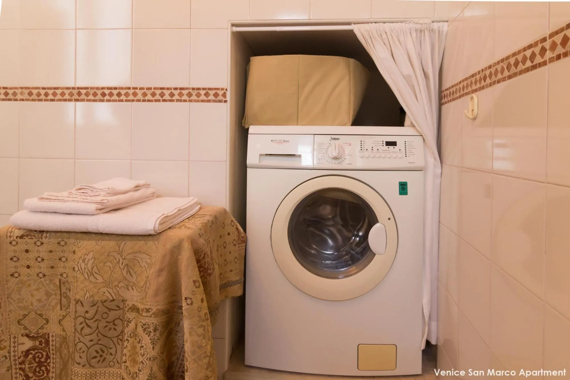 Area and facilities in Venice San Marco Apartment