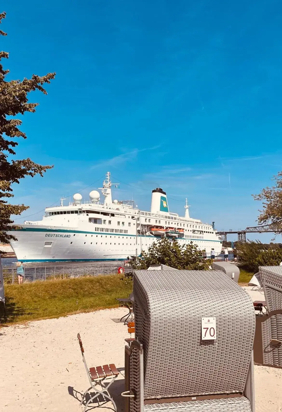 Double Room - single occupancy in Kanal-Haus "Das Gästehaus direkt am NOK" Double Room - single occupancy in Kanal-Haus "Das Gästehaus direkt am NOK"