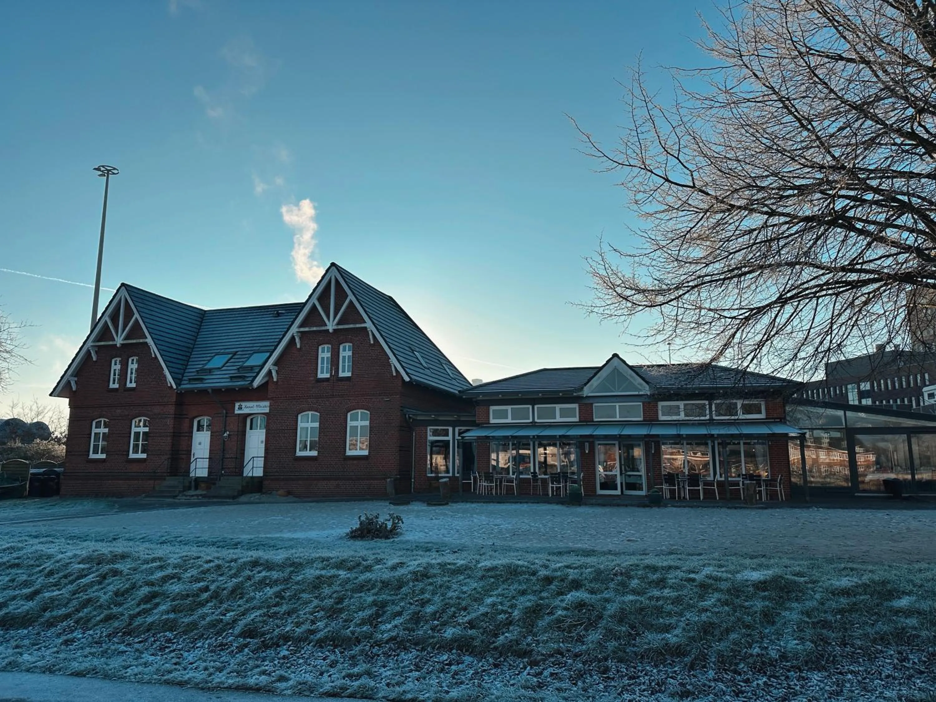 Kanal-Haus "Das Gästehaus direkt am NOK"