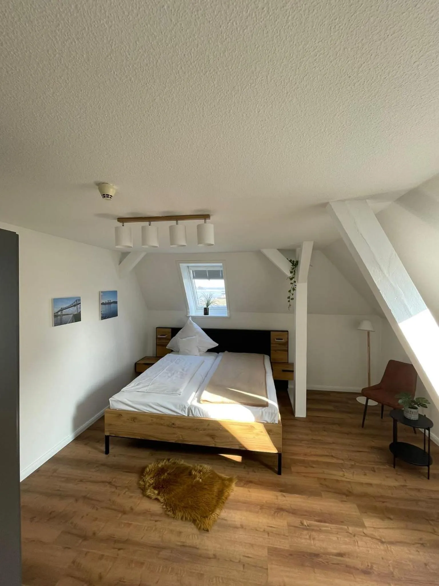 Bed in Kanal-Haus "Das Gästehaus direkt am NOK"