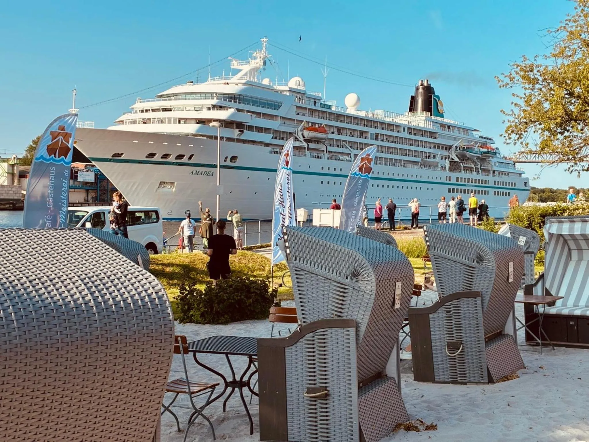 Kanal-Haus "Das Gästehaus direkt am NOK"