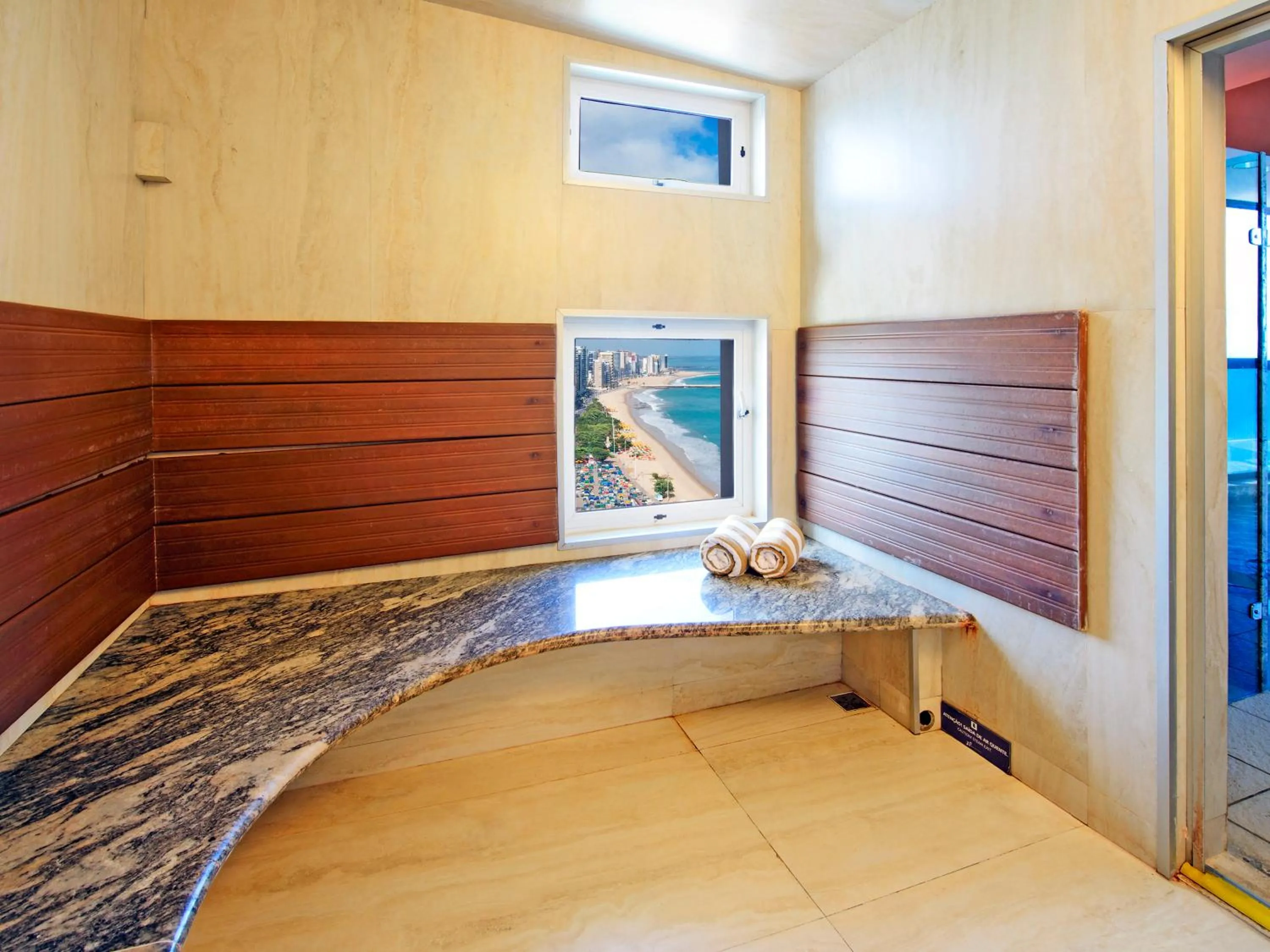 Sauna in Seara Praia Hotel