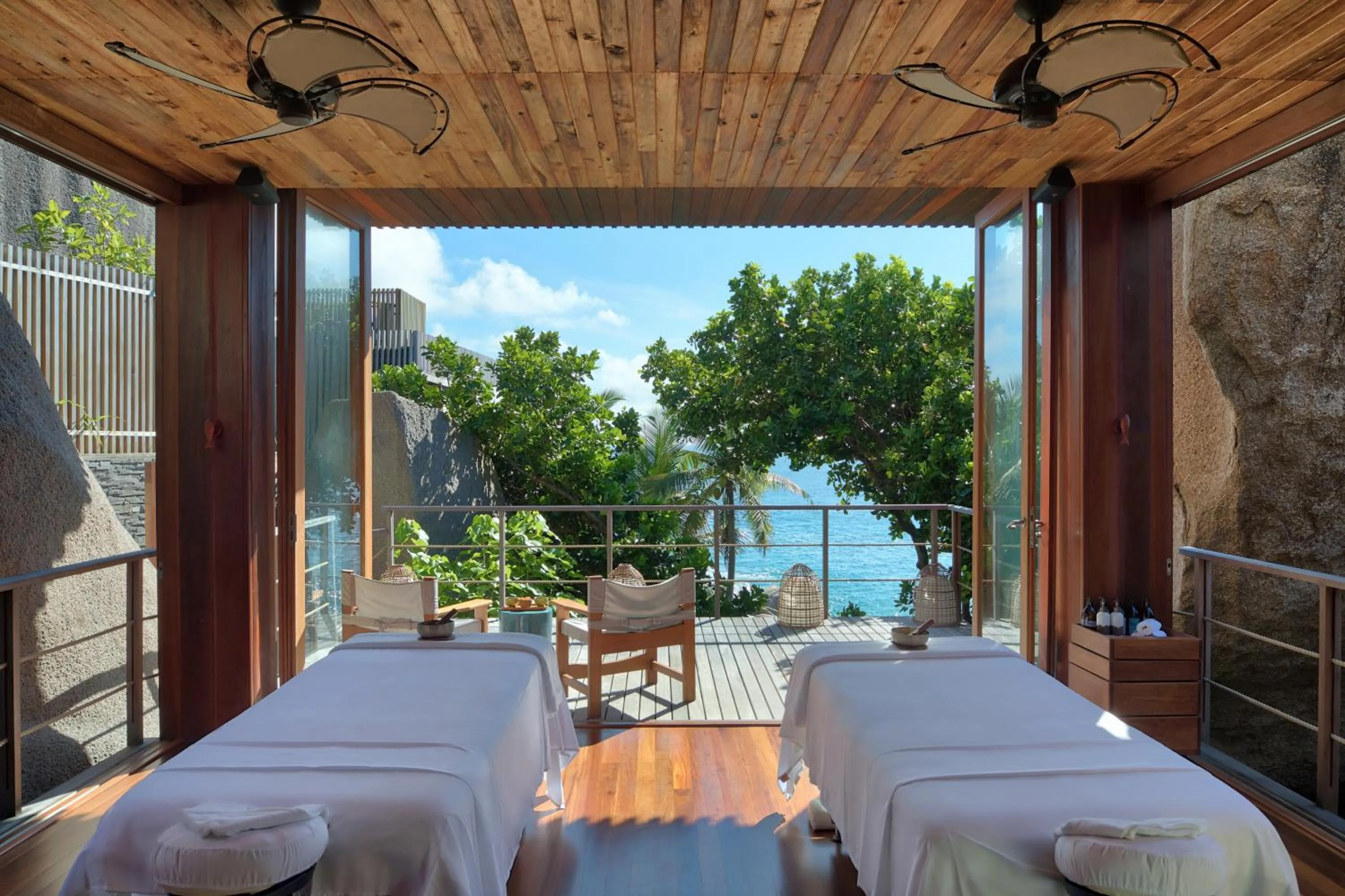 Massage, Bed in Six Senses Zil Pasyon, Seychelles