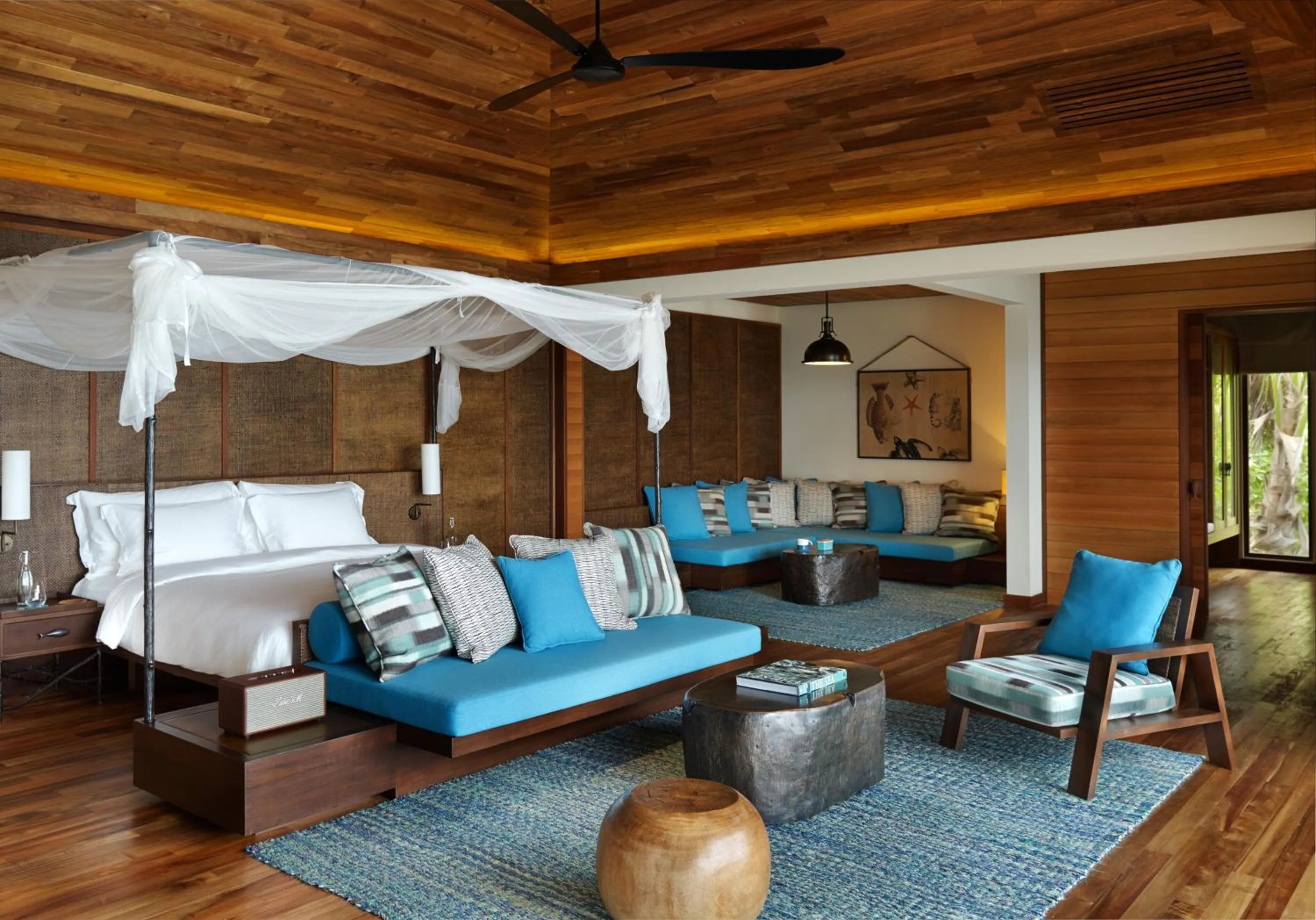 Bed in Six Senses Zil Pasyon, Seychelles