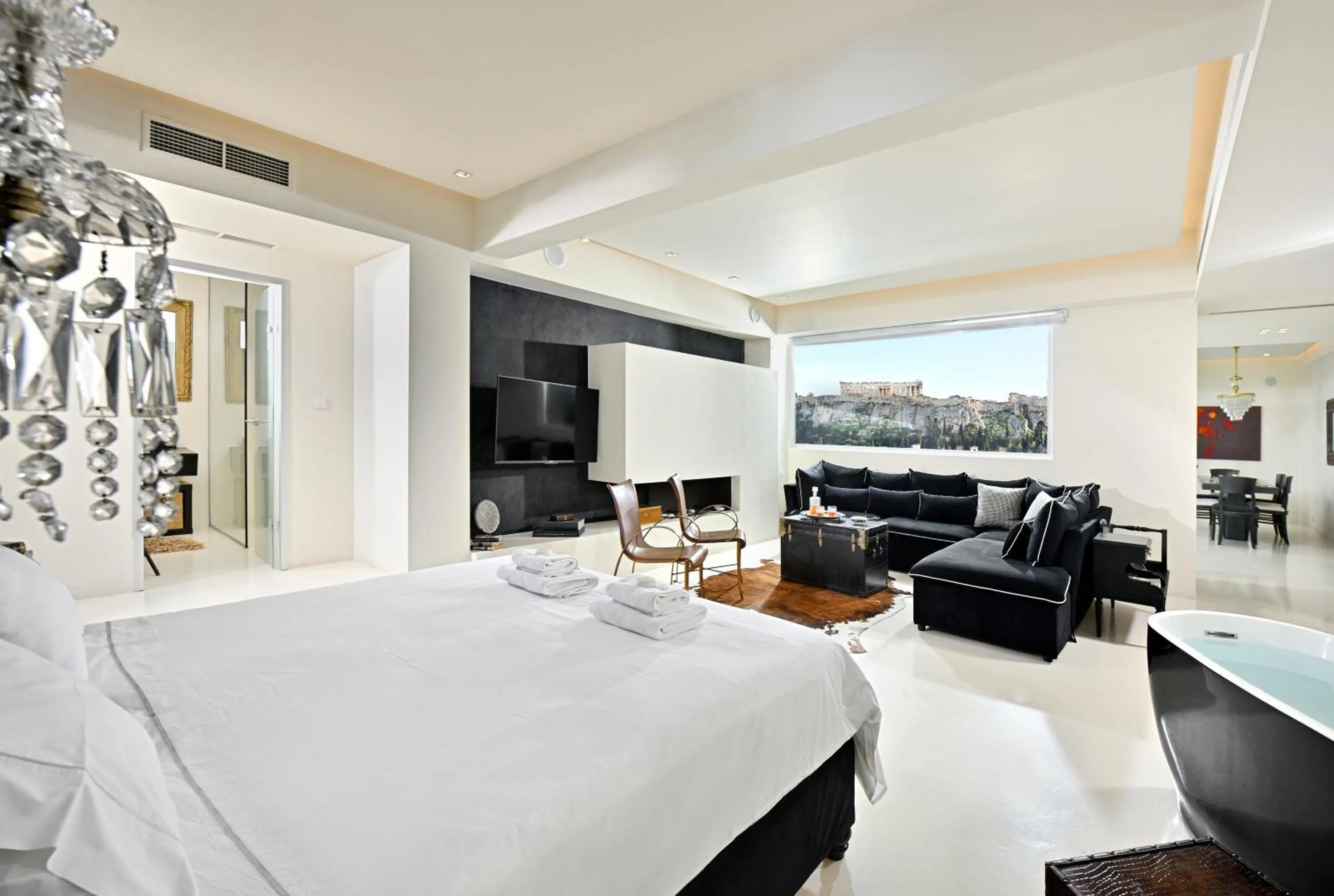 Photo of the whole room, Bed in ALTO PSYRRI PENTHOUSE by K&K